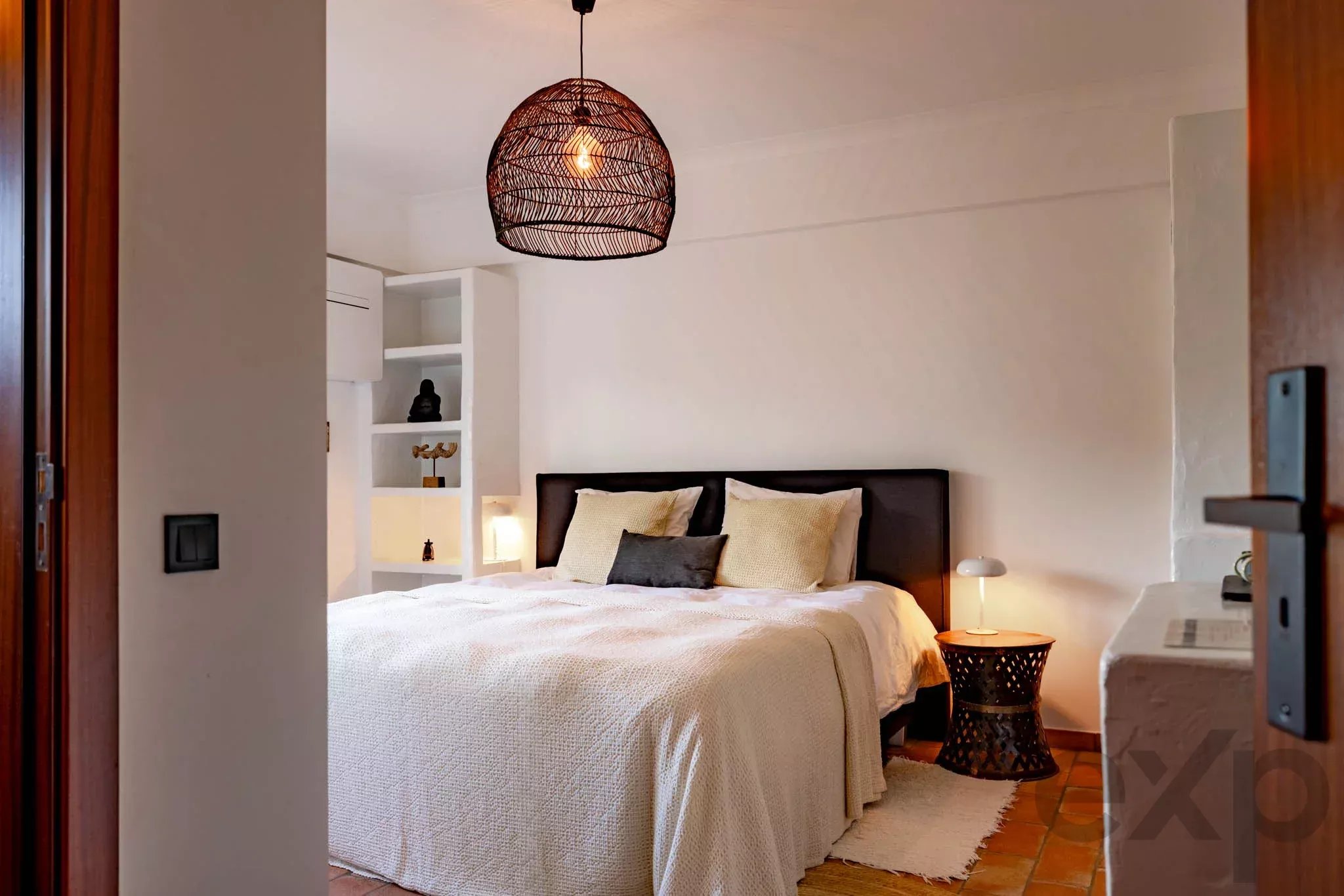 Rare Riverfront Estate with AL Licence: Turnkey 8-Suite Retreat Near Silves