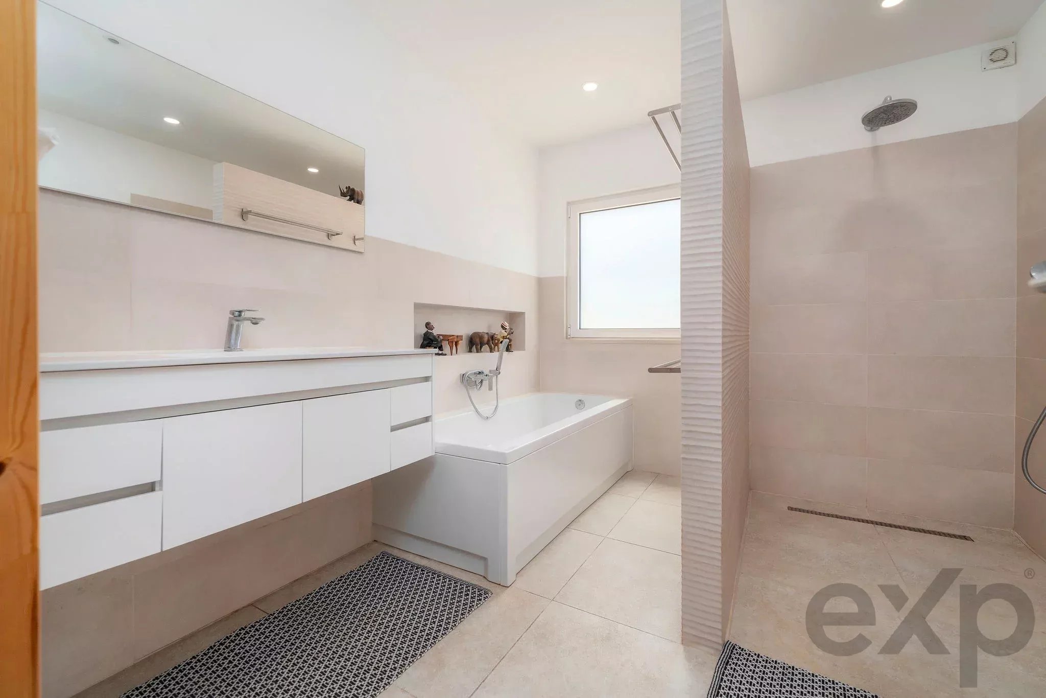 T3 Villa with magnificent views, close to São Bras de Alportel, Loule and Faro