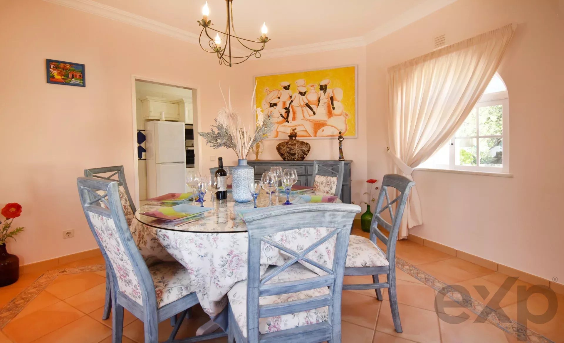 3-bedr. house + 1-bedr. annex, swimming pool and garage,