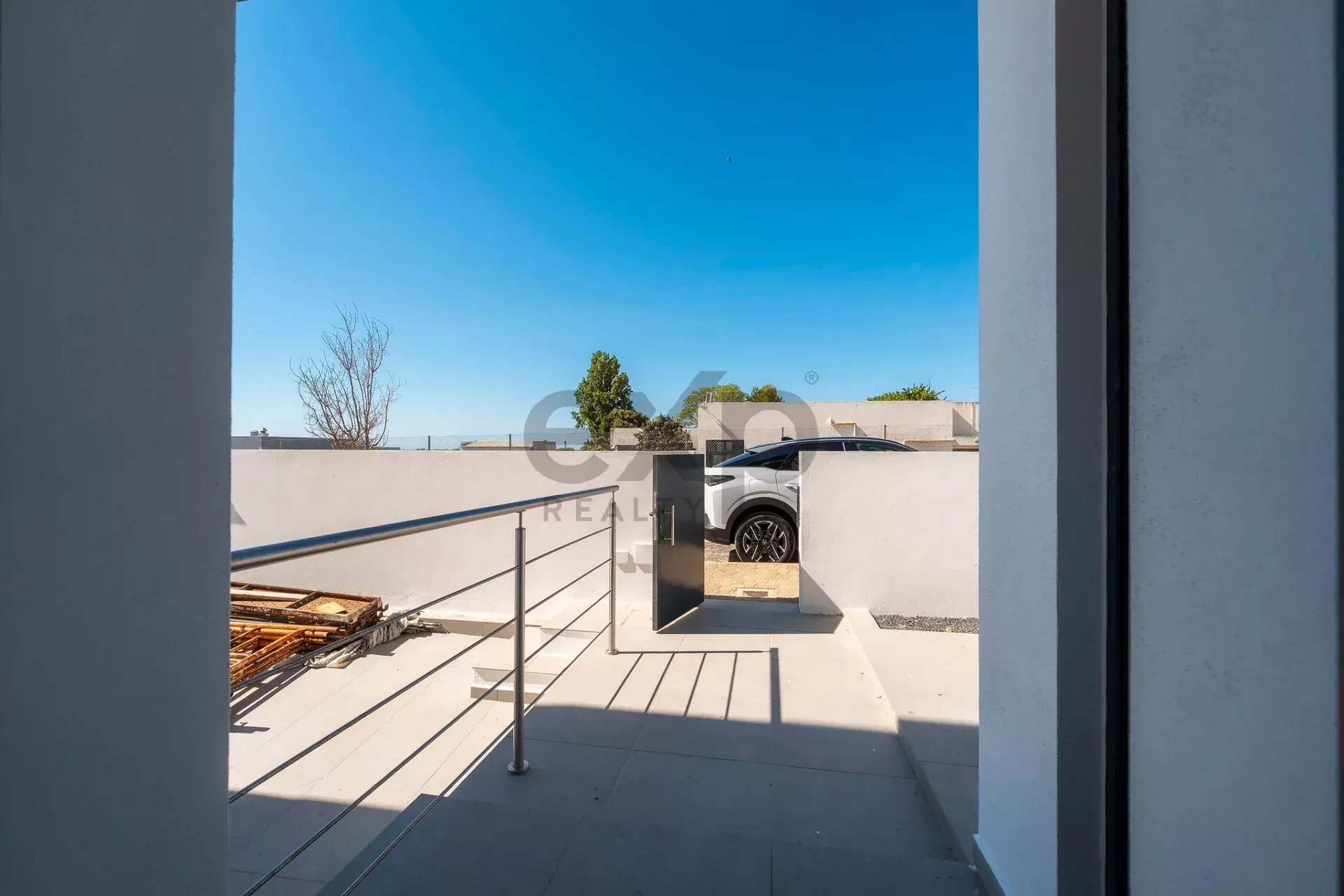 Contemporary Newly Built T6 Villa by Tavira Waterfront