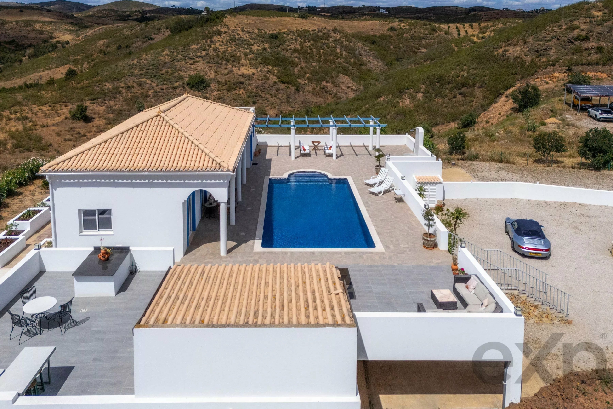 Renovated 5 Bed Countryside Villa with Pool, Panoramic Views, 2 Hectares