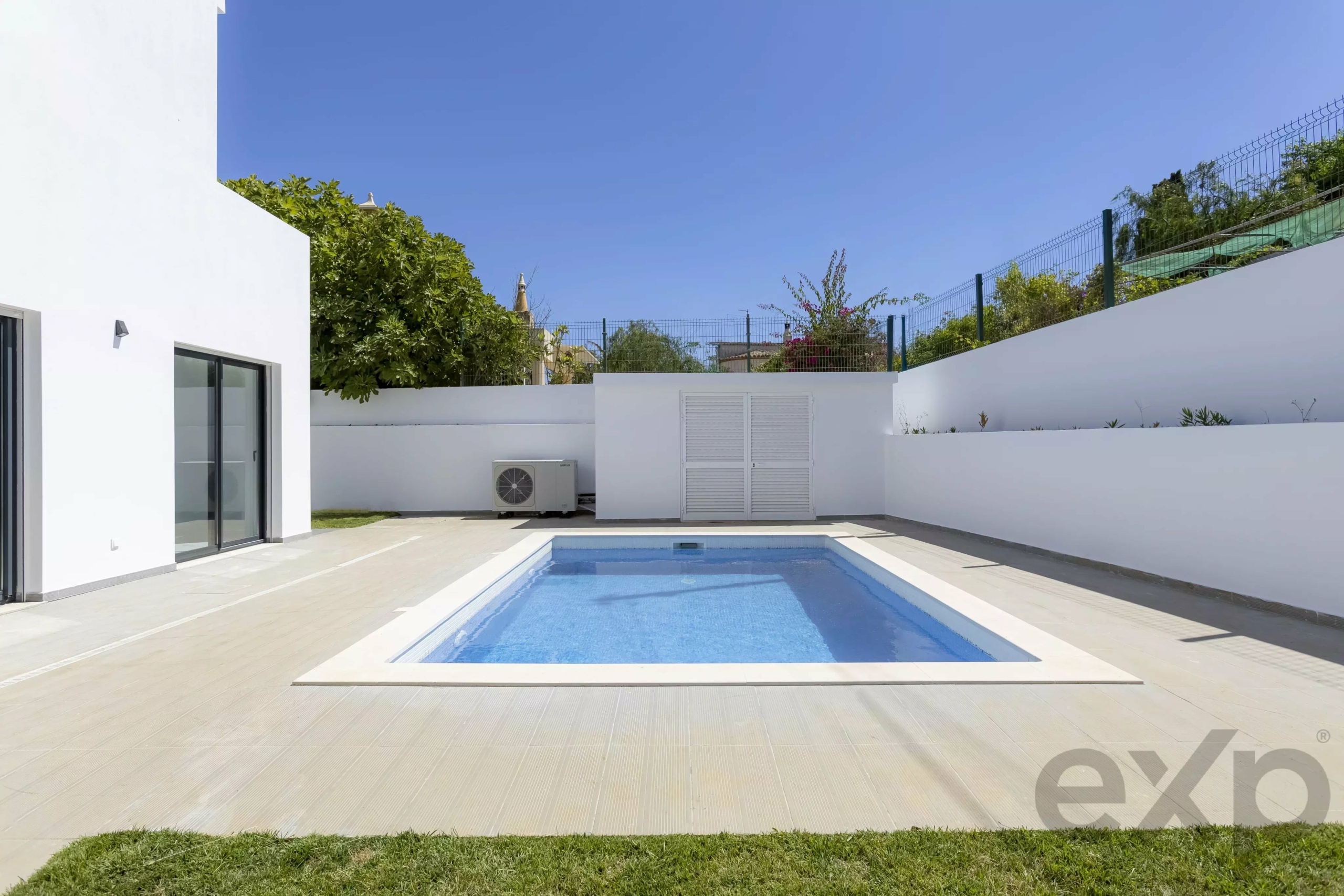 New-Build Villa with Private Pool, Steps from Meia Praia, Lagos