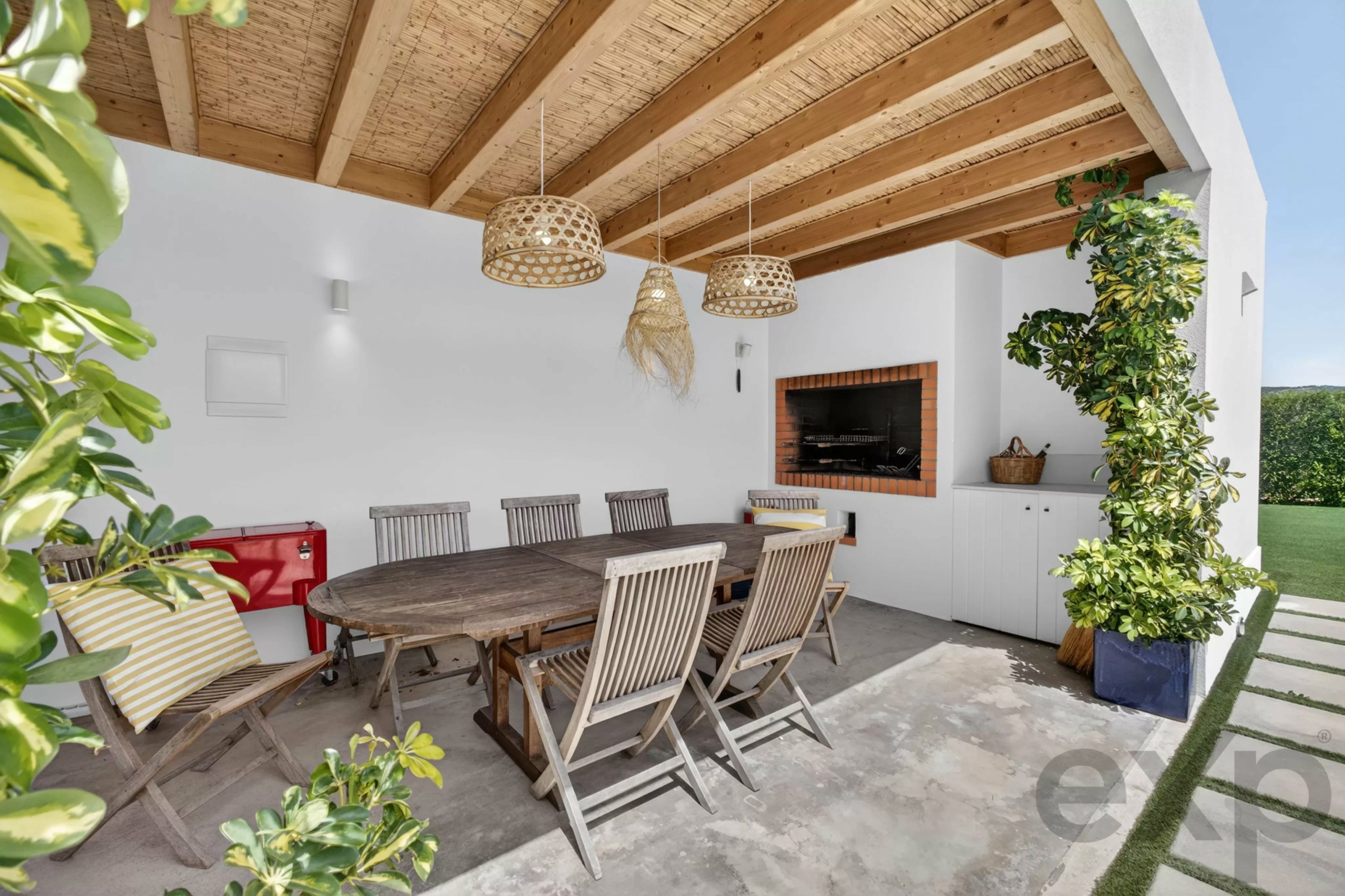 Luxury Single-Story Villa | 250 m² | 4 Bedrooms + Office | Private Pool | 2+ hectares | Vale da Rosa, Estoi, Faro