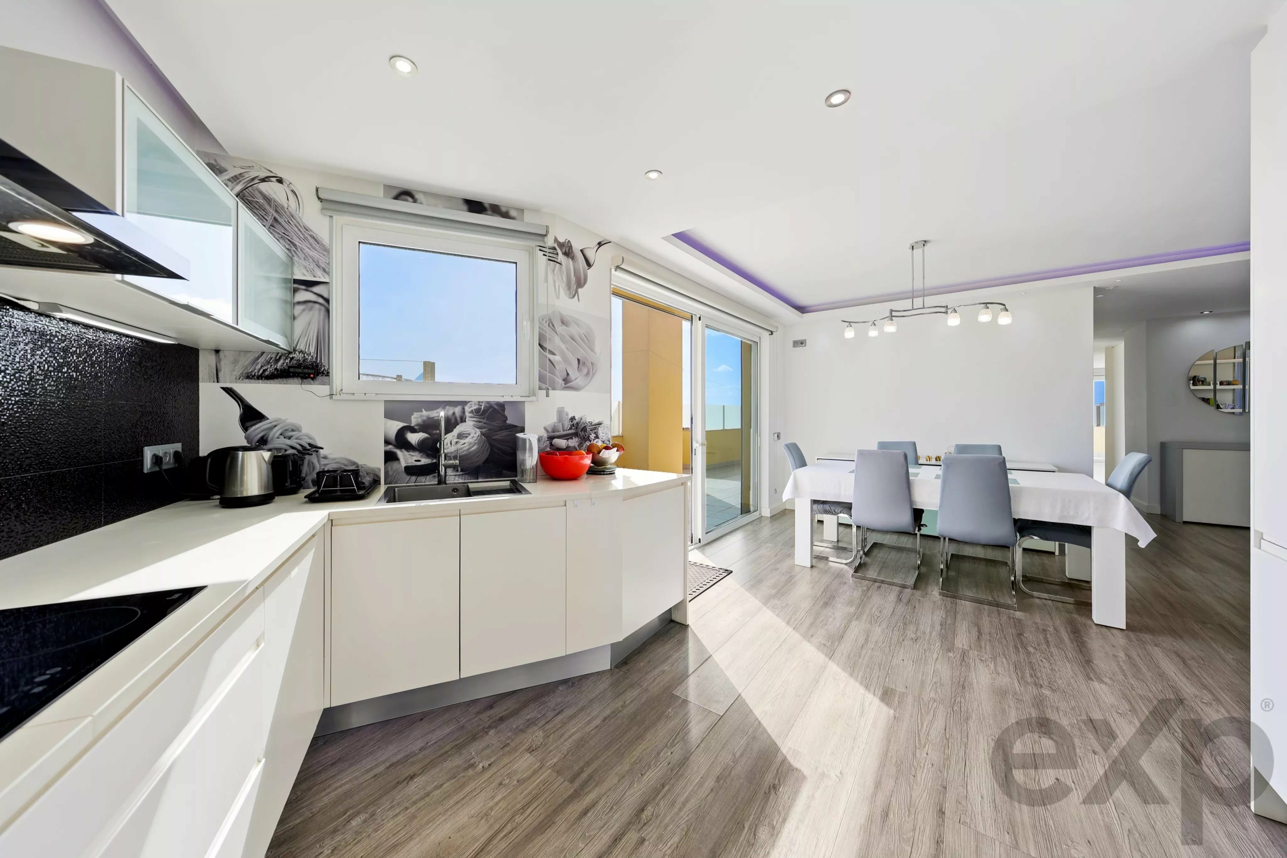 Penthouse exclusif de 3 chambres avec terrasse privée de 119 m², vue mer Portimão et Alvor, et vues panoramiques