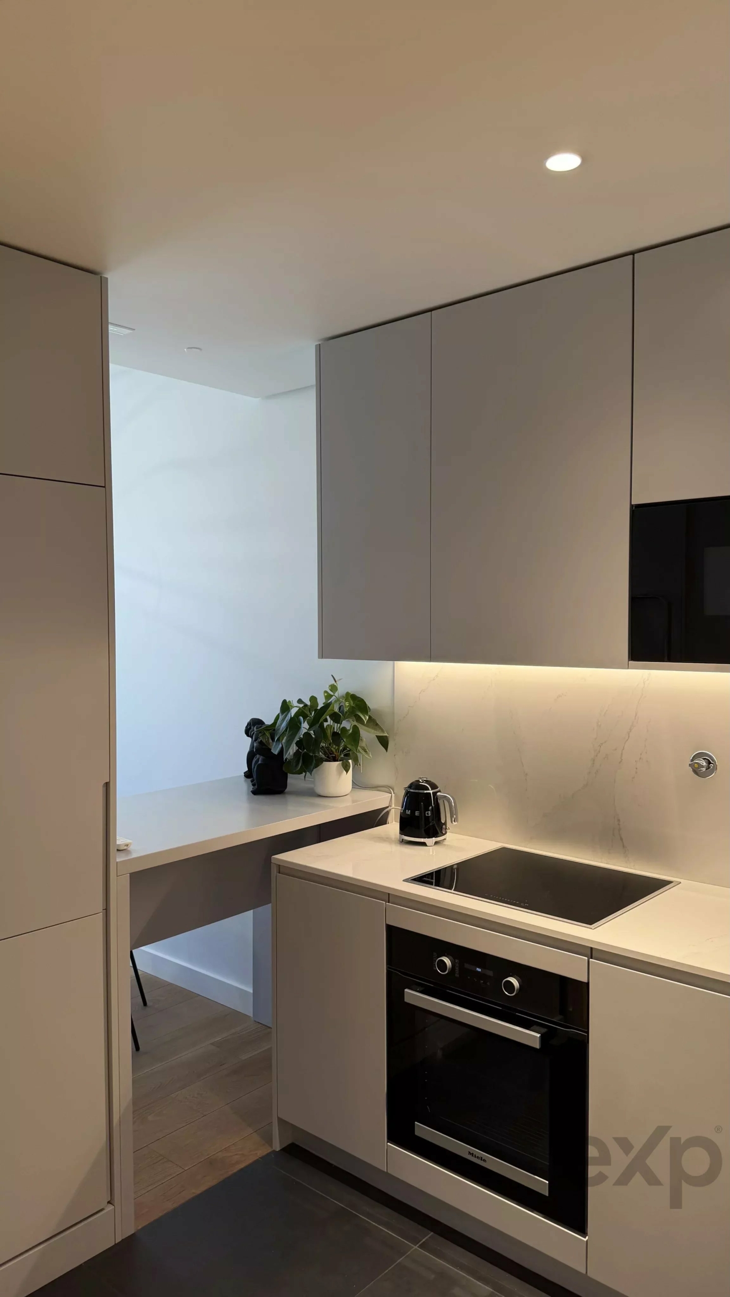 Viver de Luxo Frente ao Mar no Horizon Ocean Gardens: Apartamento T1 Novo em Quarteira