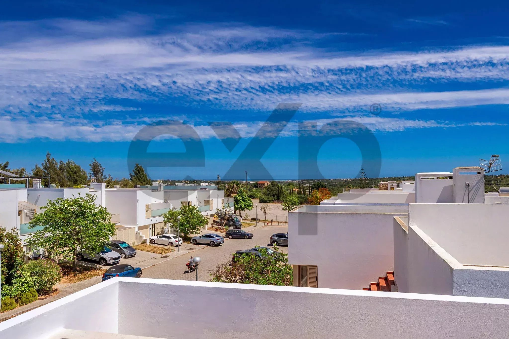 T3 Townhouse in the center of Moncarapacho