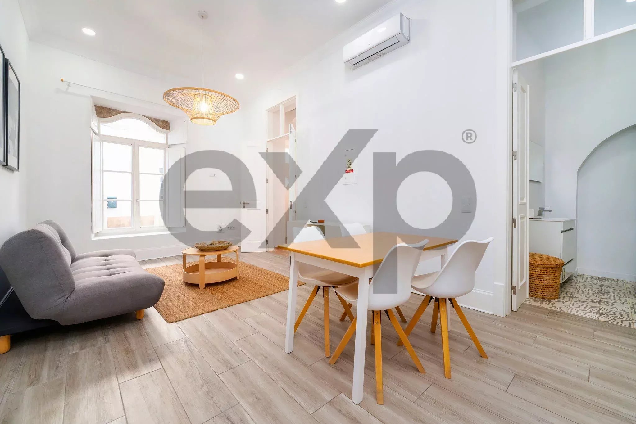 Stunning Large Townhouse in the Heart of Olhão