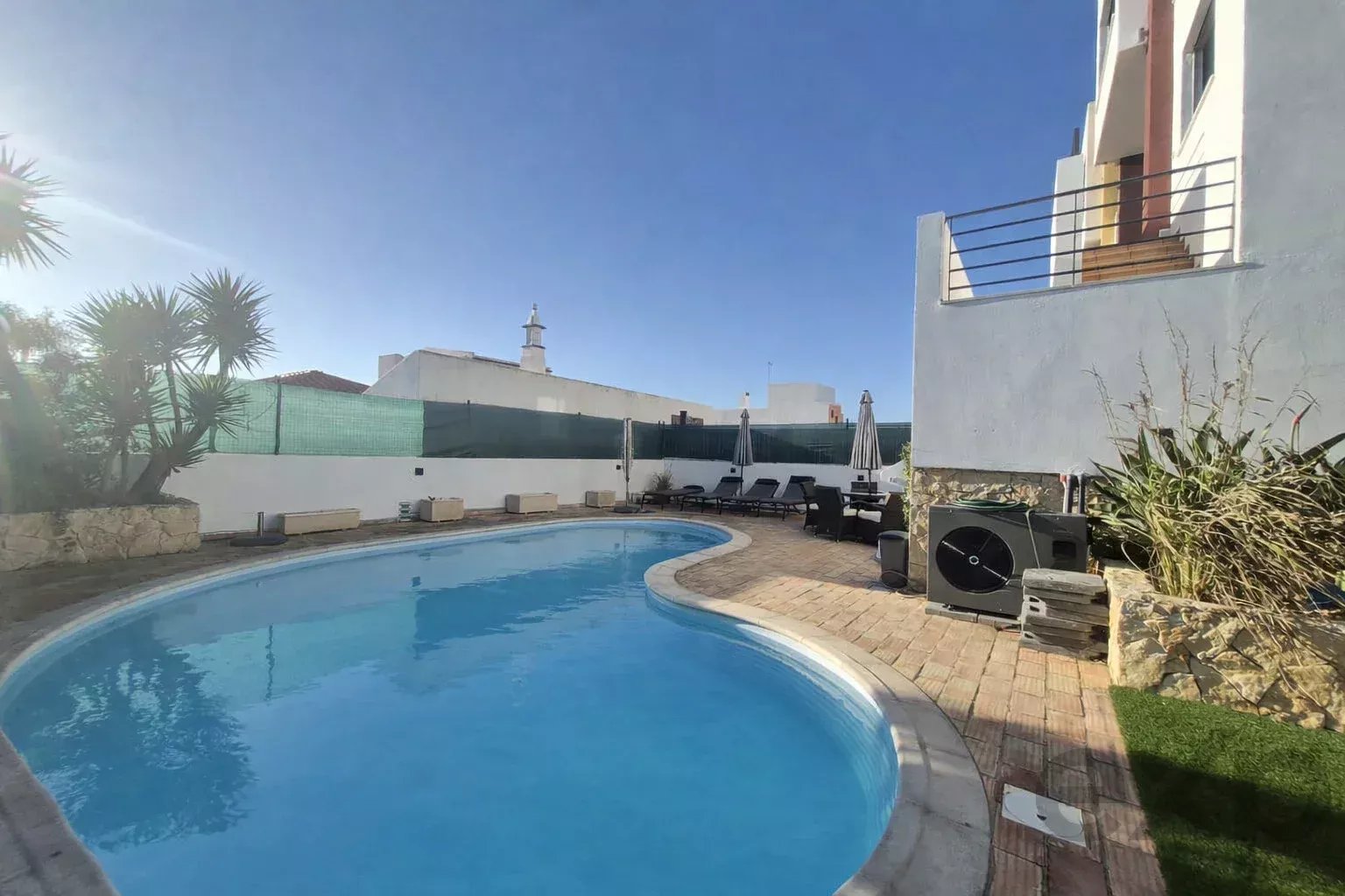 Semi-detached house with independent Apartment & rooftop – Exceptional panoramic view