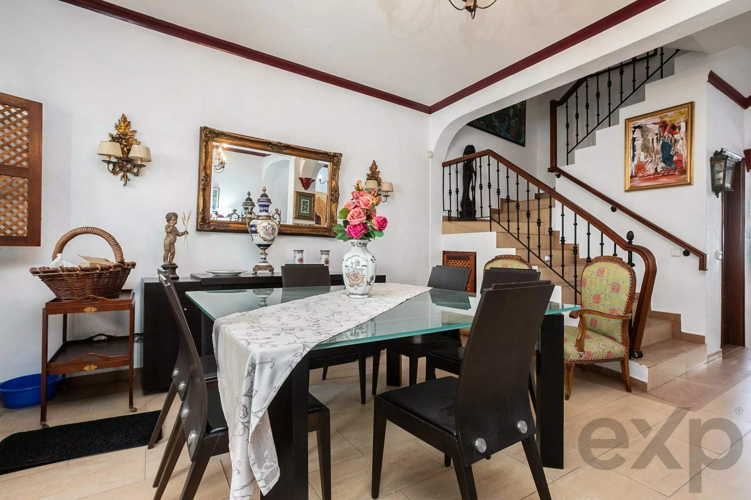 Stunning 4-Bedroom Townhouse in Tavira’s Historic Centre