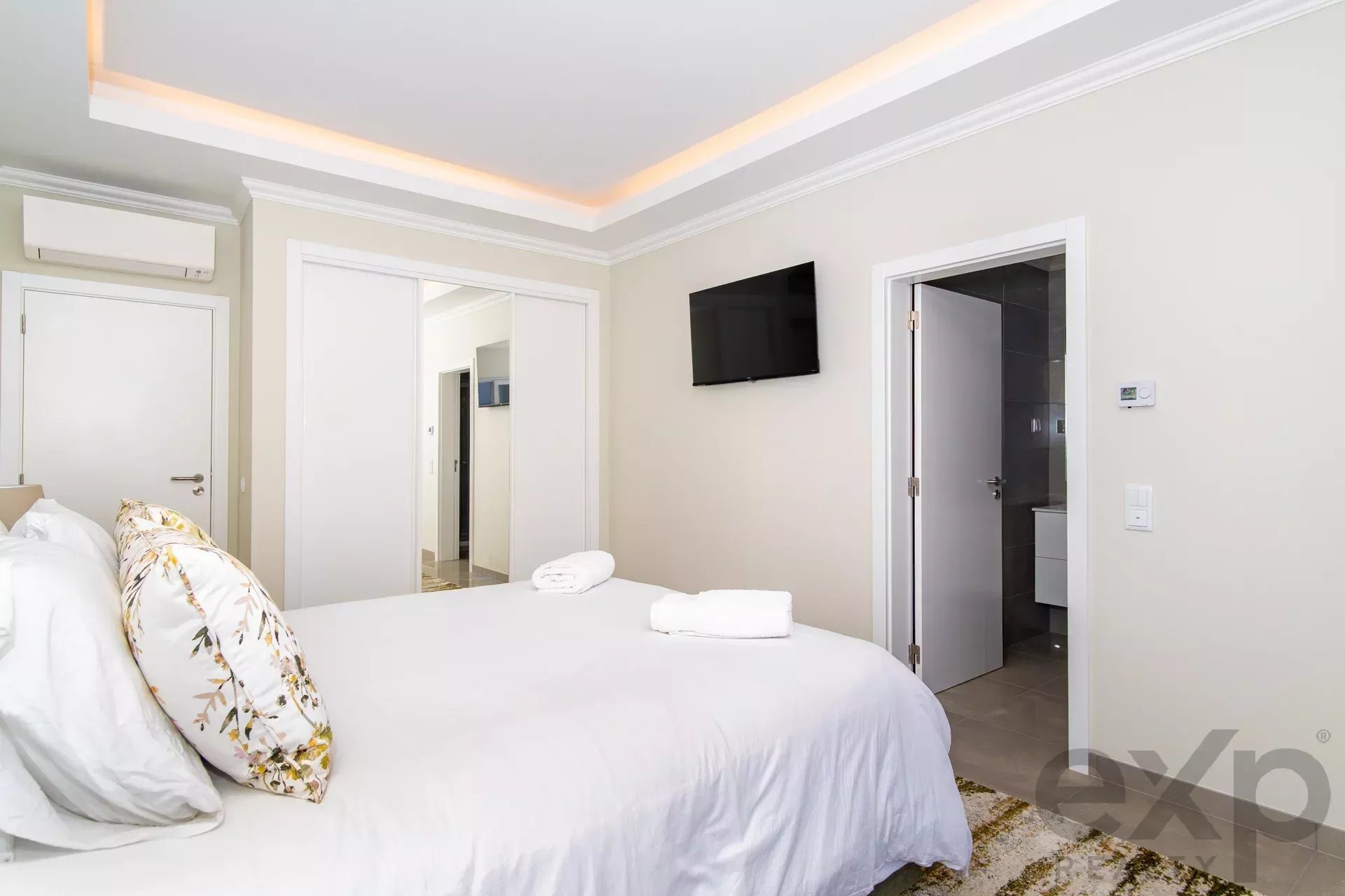 T2 moderno num resort de golfe e spa perto de Lagos