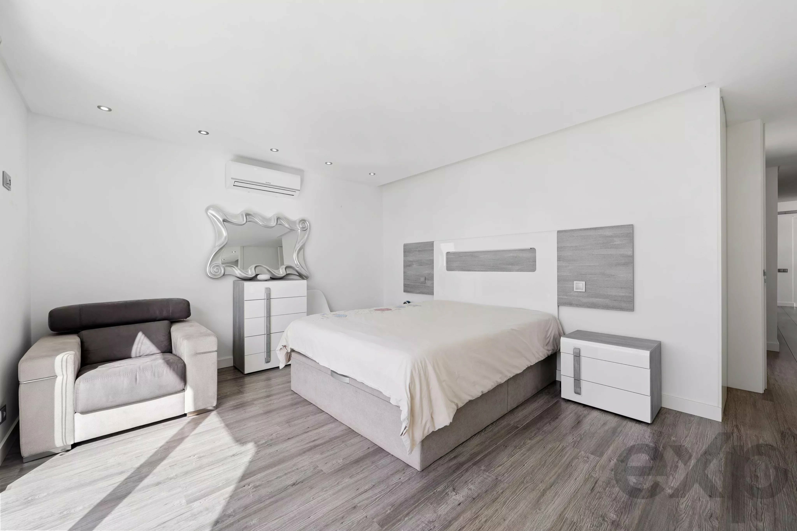 Penthouse exclusif de 3 chambres avec terrasse privée de 119 m², vue mer Portimão et Alvor, et vues panoramiques