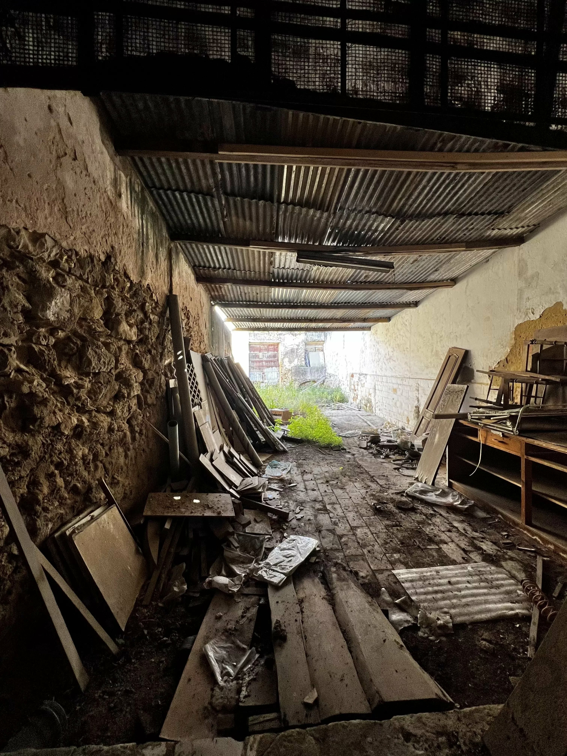 Immeuble à l’âme de l’Algarve : 357 m² au centre d’Olhão avec faisabilité pour 5 étages