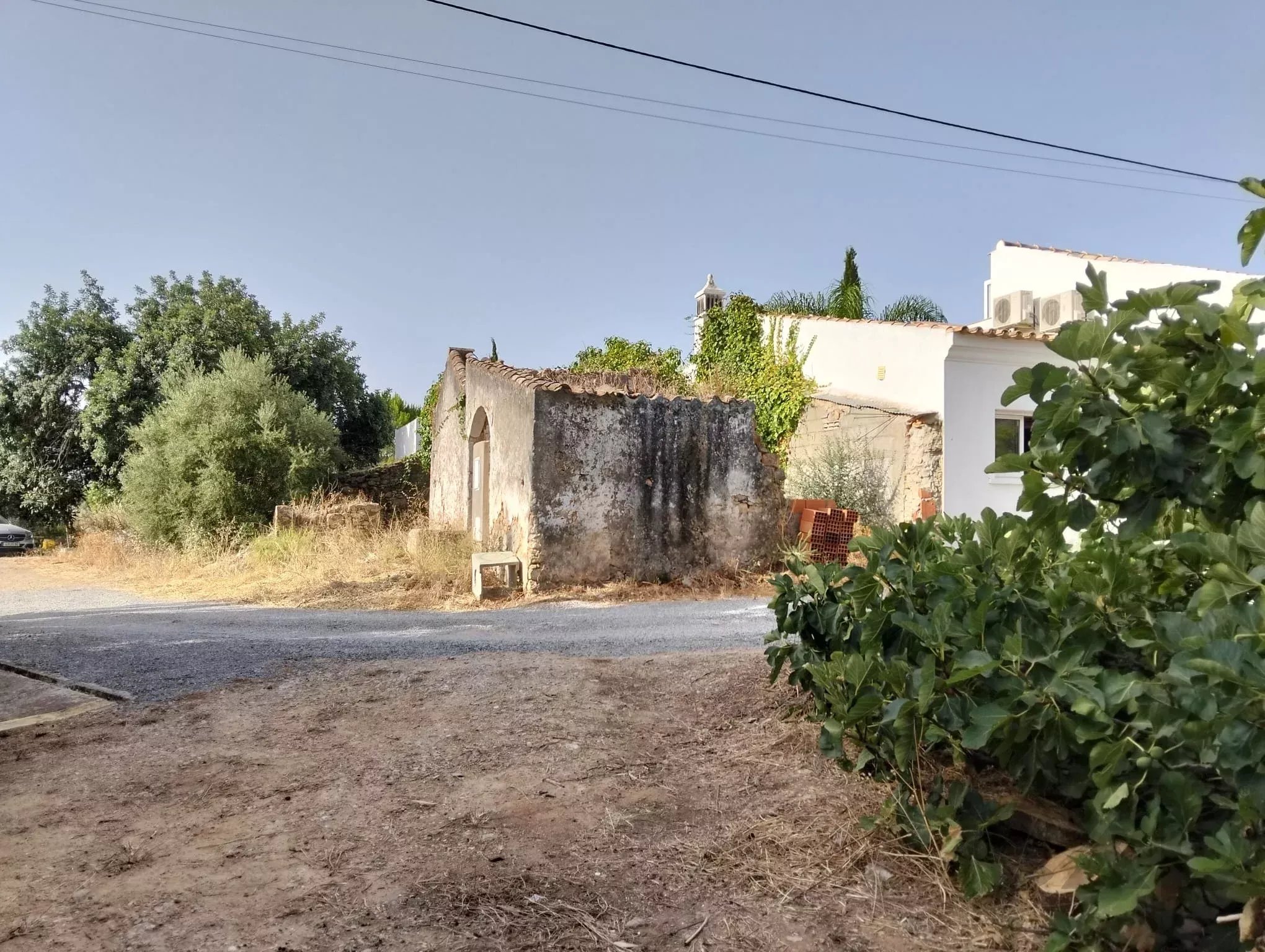 Ruin for Renovation or New Residential Development Project in Moncarapacho – Olhão – Faro – Algarve