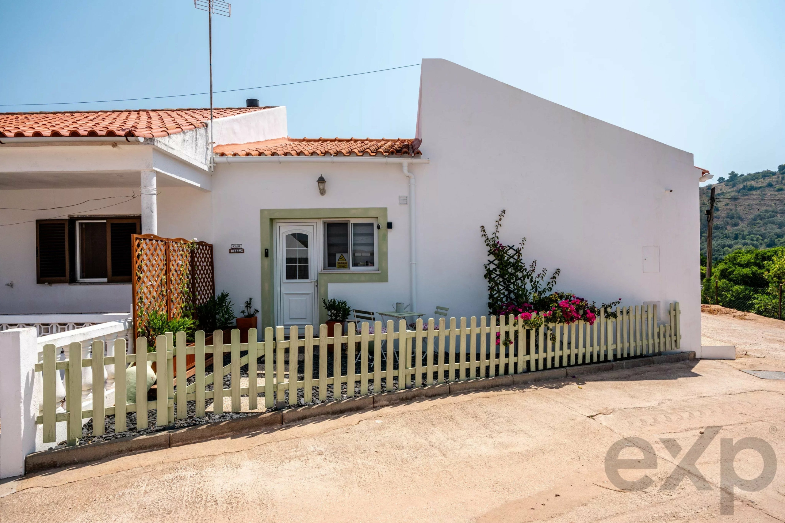 Beautifully Renovated 2-Bedroom Home with Landscaped Garden & Log Cabin Between Messines and Silves