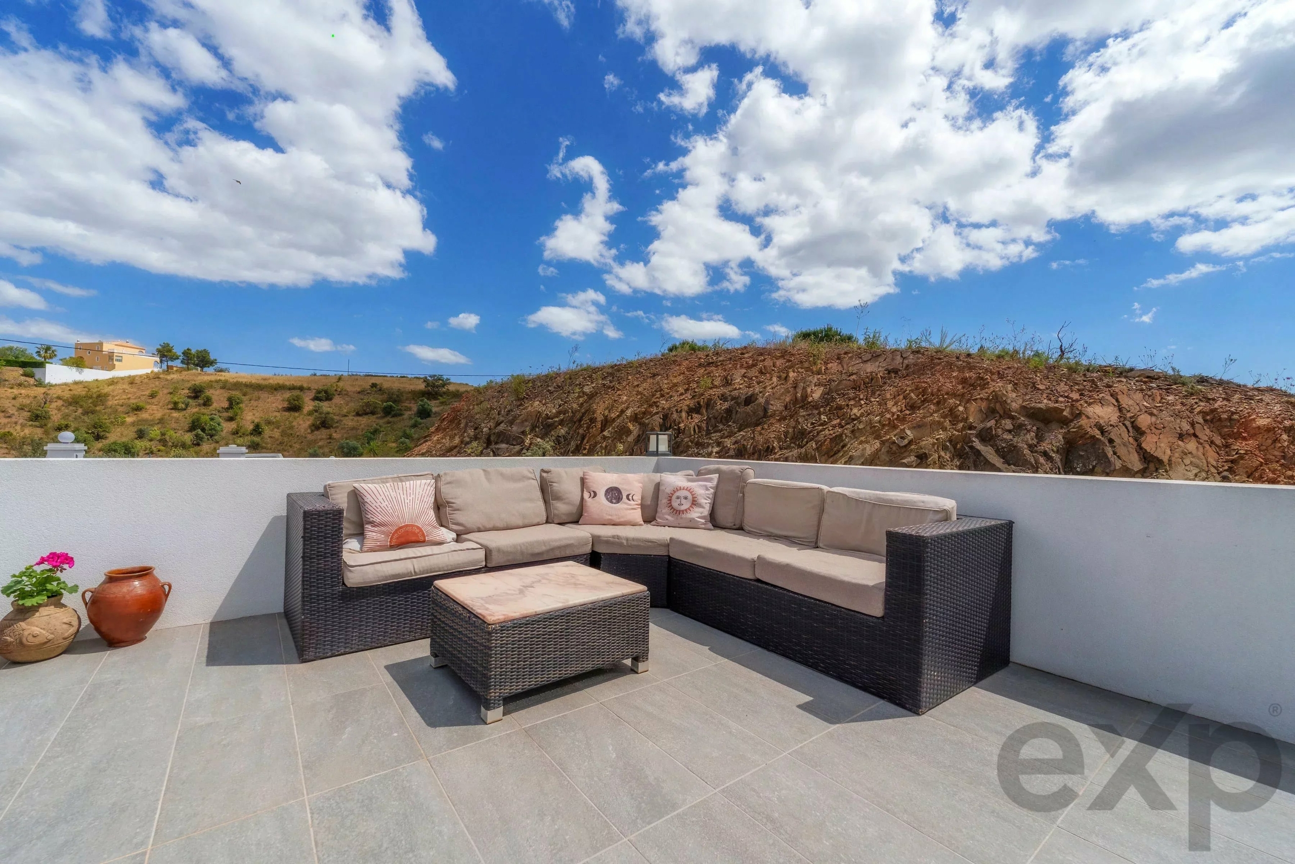 Renovated 5 Bed Countryside Villa with Pool, Panoramic Views, 2 Hectares