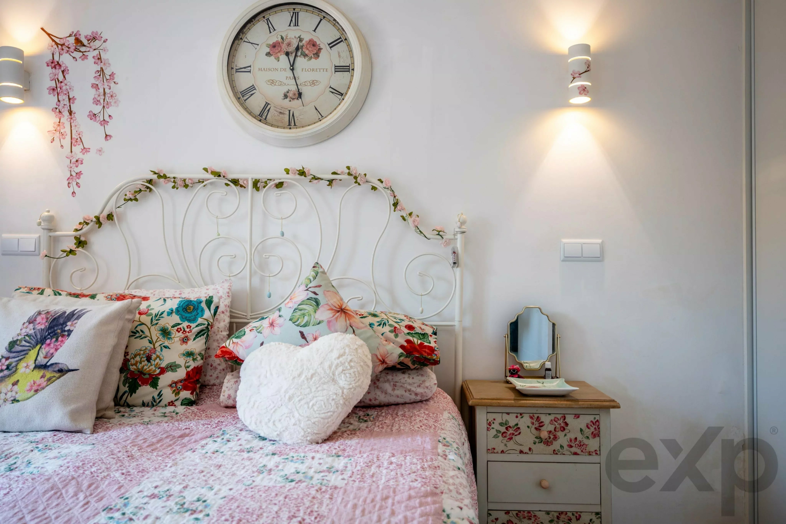 Beautifully Renovated 2-Bedroom Home with Landscaped Garden & Log Cabin Between Messines and Silves