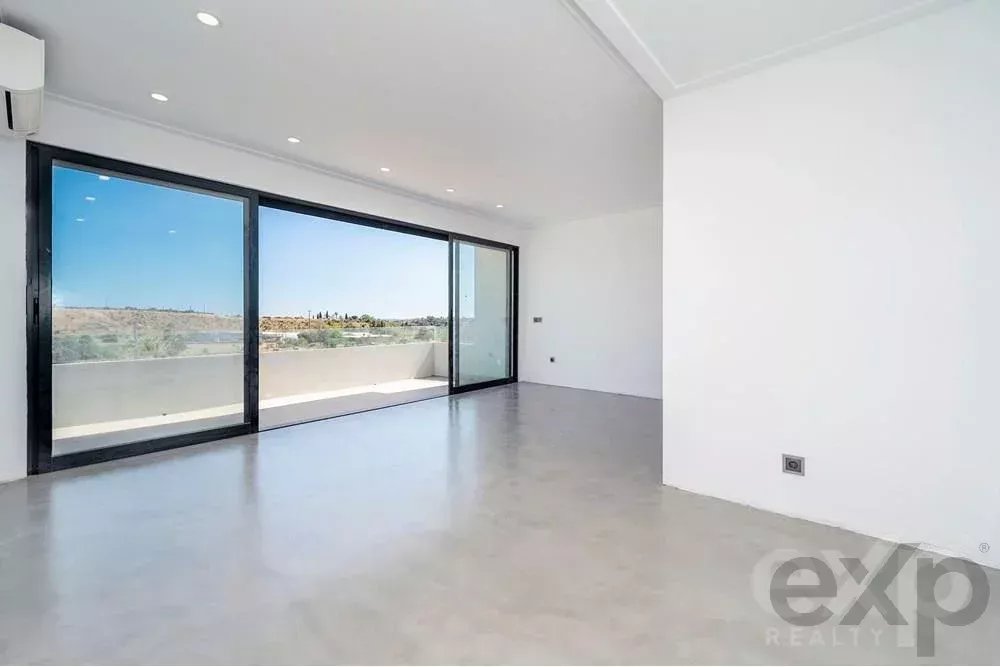 5 Bedroom Villa in Fonte Santa – Quarteira