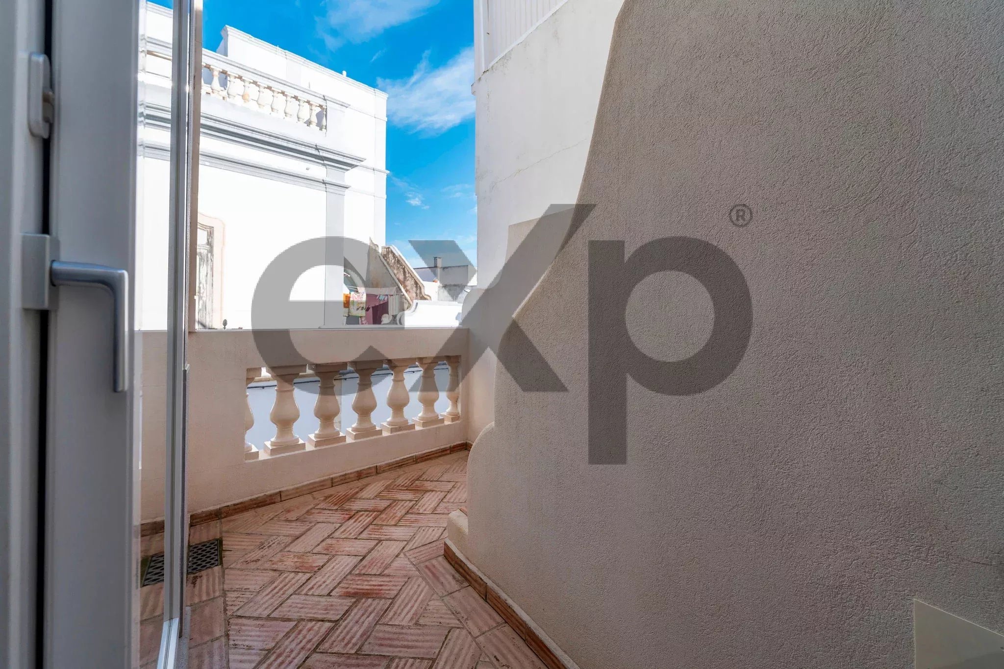 Stunning Large Townhouse in the Heart of Olhão