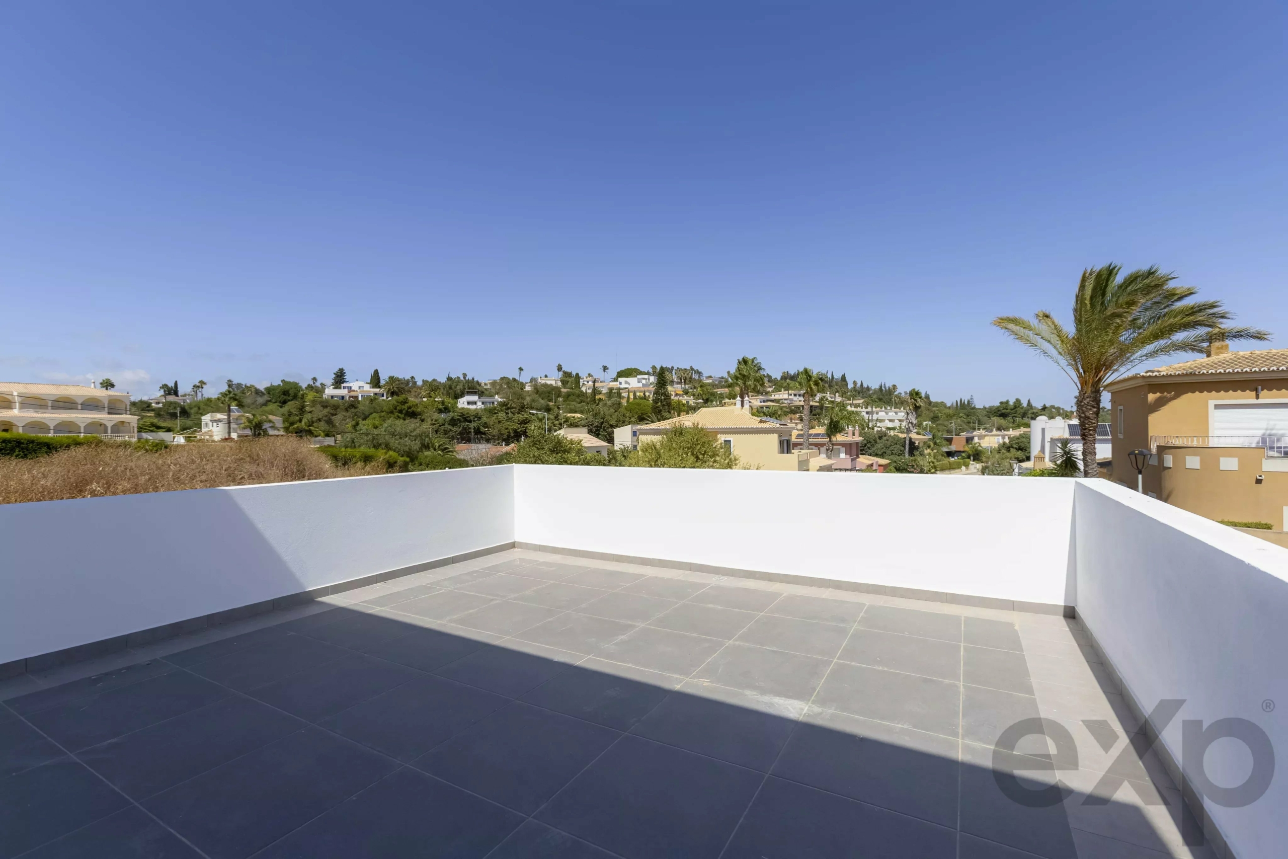 New-Build Villa with Private Pool, Steps from Meia Praia, Lagos