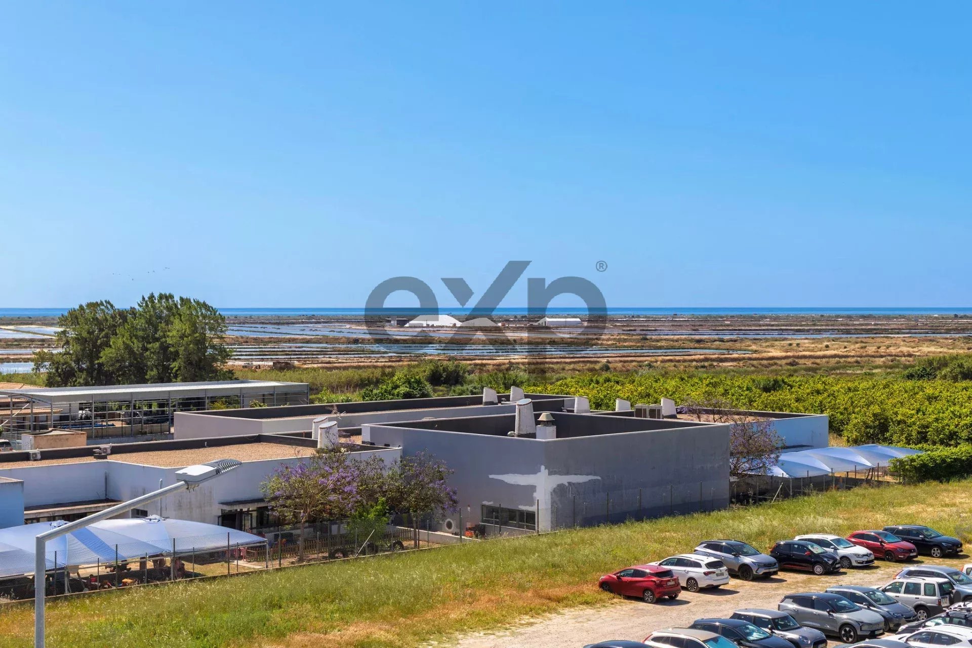 Contemporary Newly Built T6 Villa by Tavira Waterfront