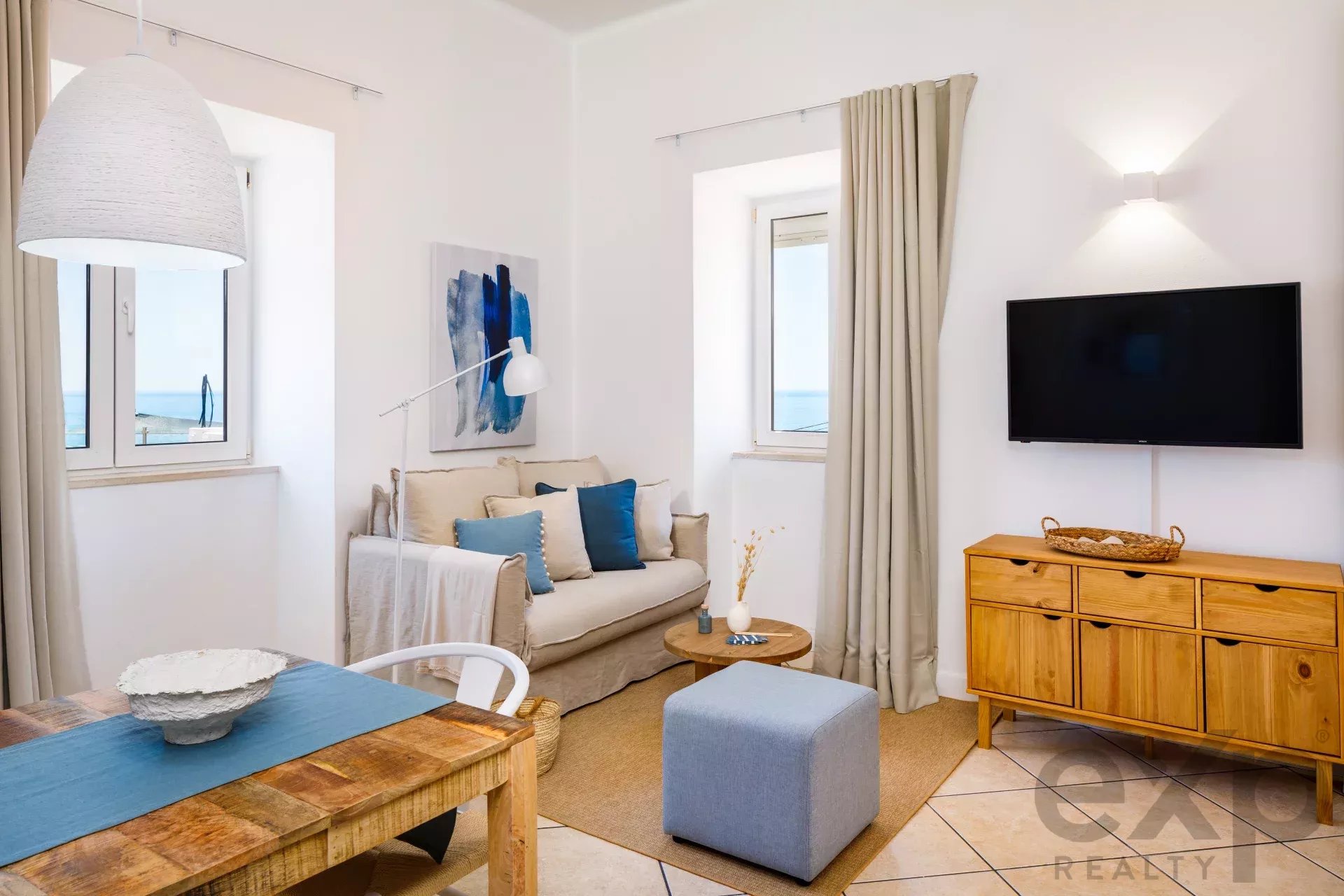 Operating Investment – 4 Beachside Studio Apartments in Central Carvoeiro
