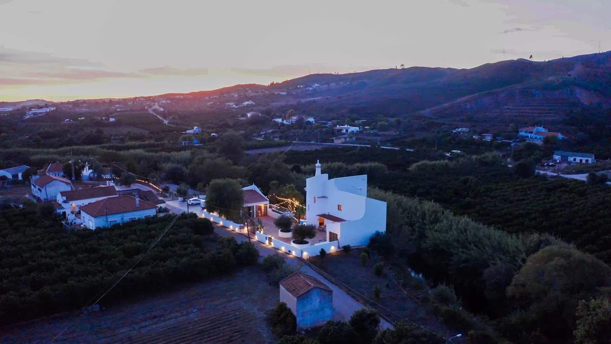 Rare Riverfront Estate with AL Licence: Turnkey 8-Suite Retreat Near Silves