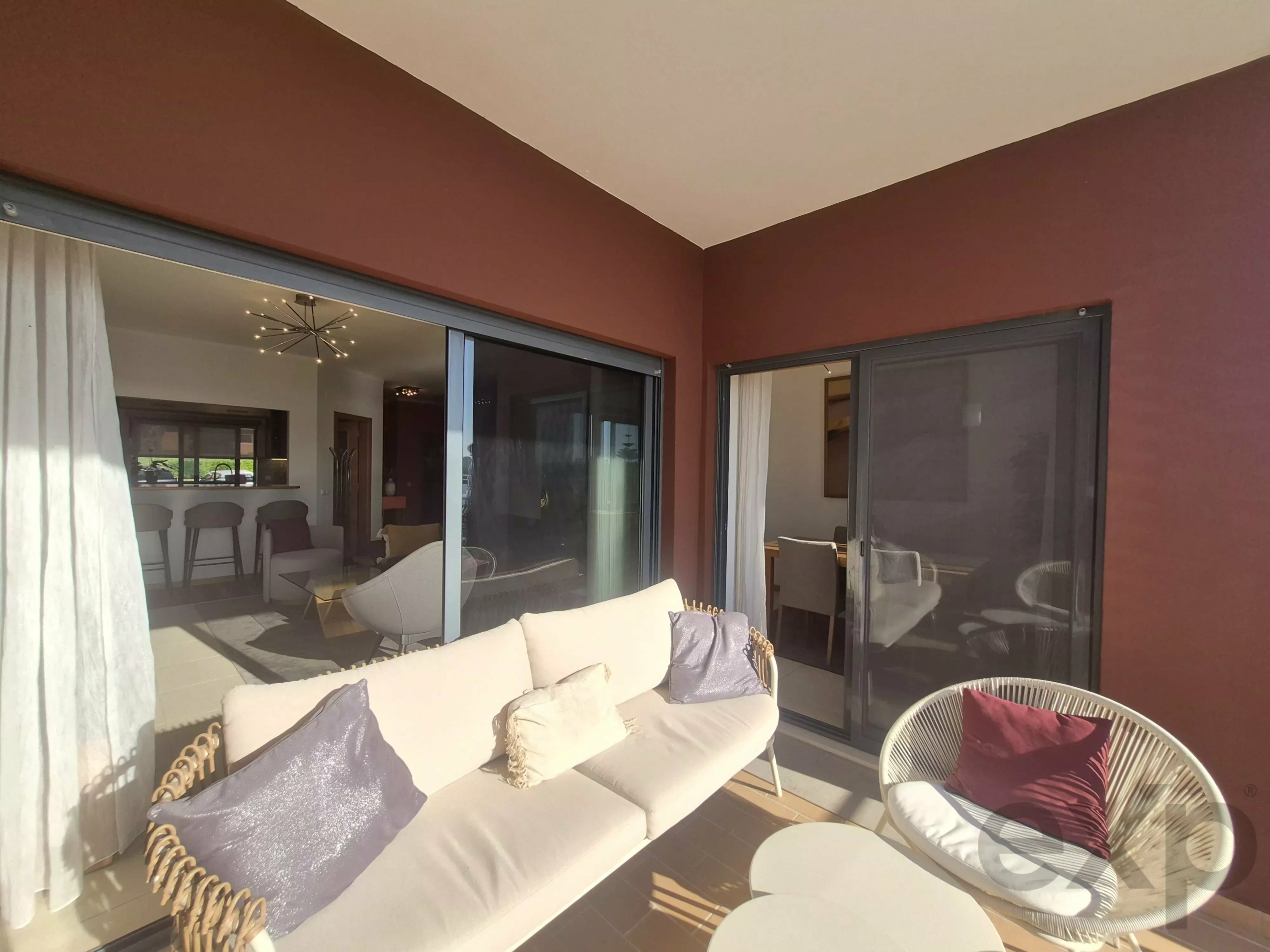 Semi-detached house with independent Apartment & rooftop – Exceptional panoramic view