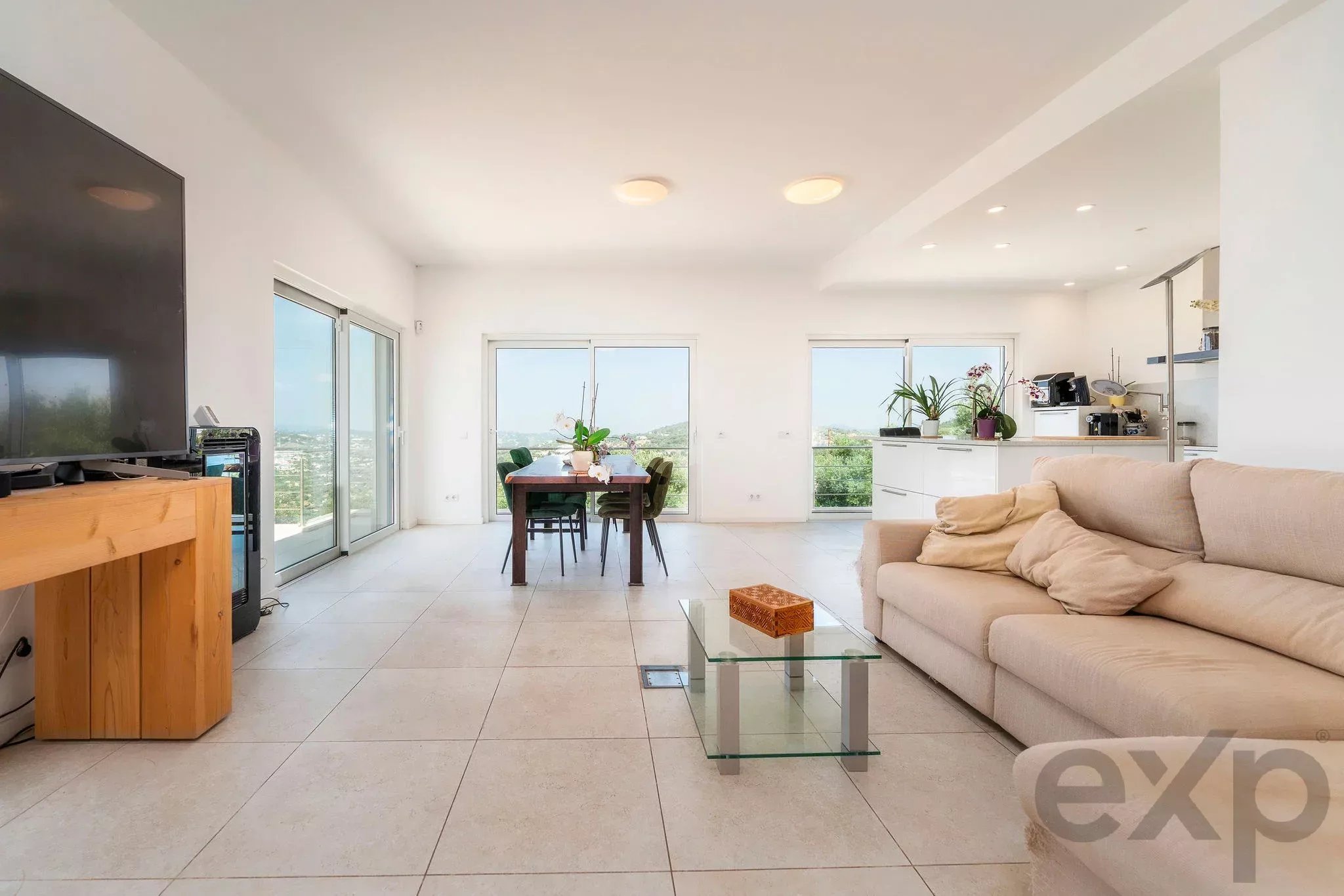 T3 Villa with magnificent views, close to São Bras de Alportel, Loule and Faro