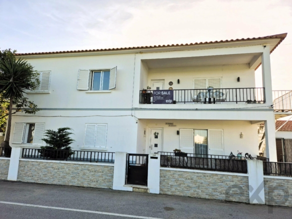 Spacious 5-bedroom house in Luz de Tavira
