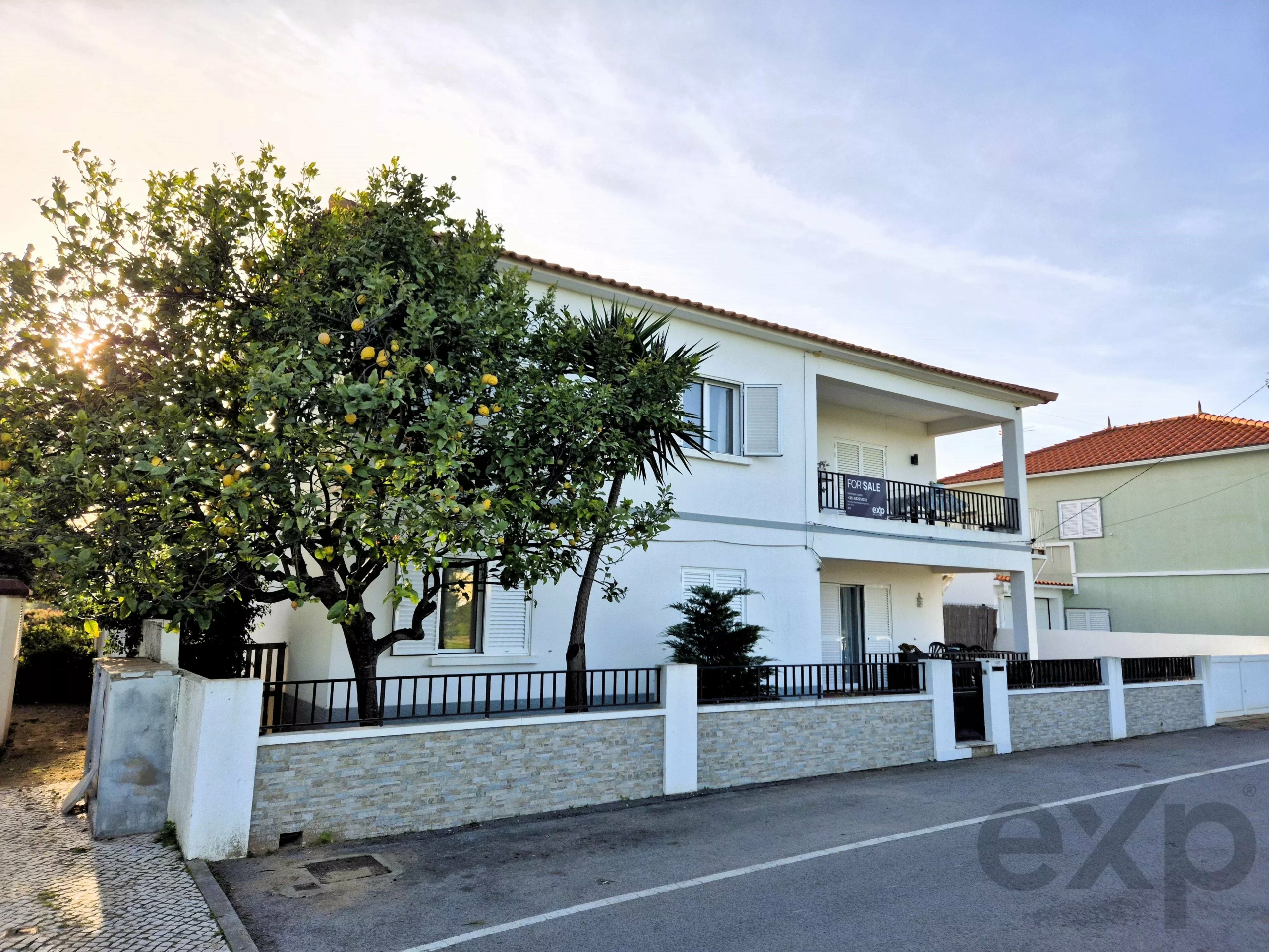 Spacious 5-bedroom house in Luz de Tavira