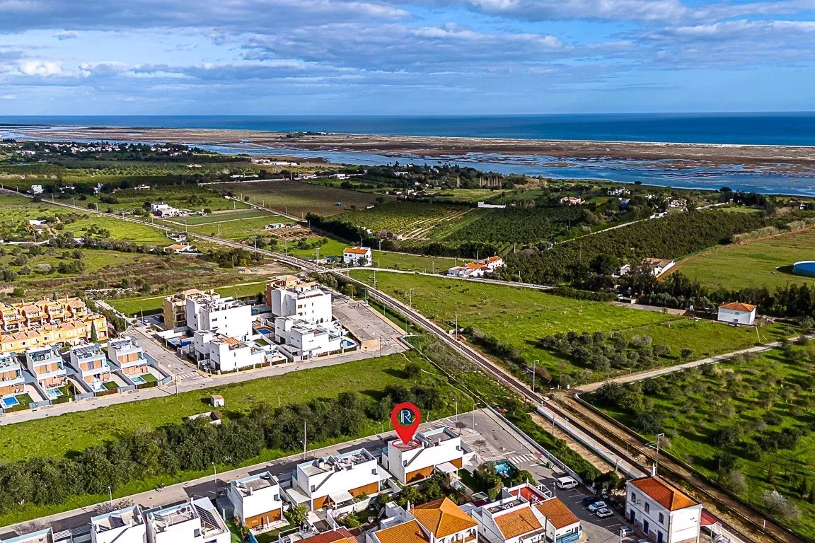 Maison 3 chambres avec piscine privée | Luz de Tavira | Location longue durée | Visites disponibles