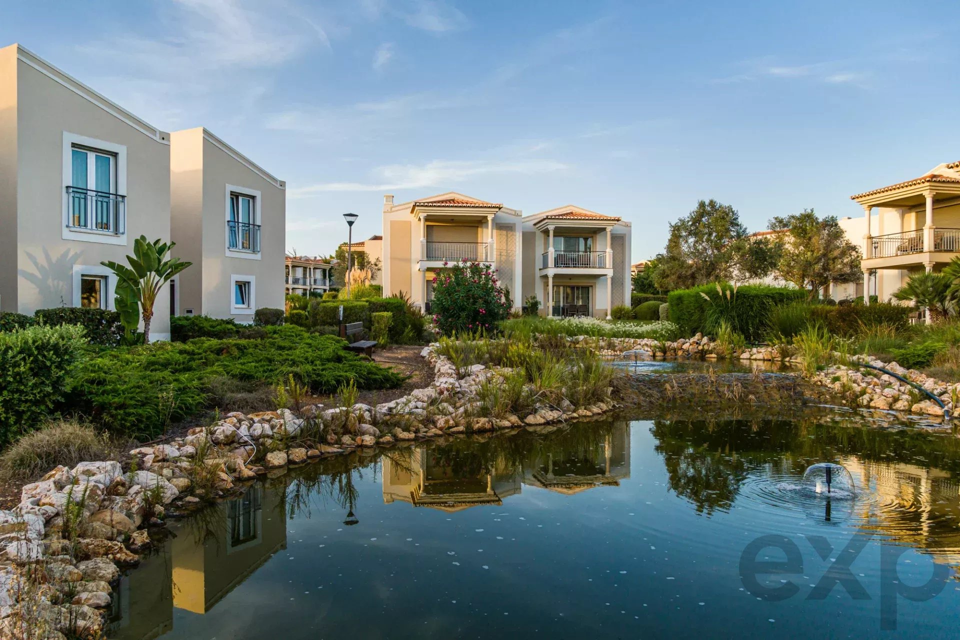 Modern 2-Bedroom Duplex in Village Resort, Carvoeiro – Algarve