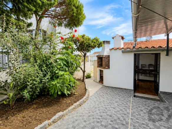 One of the few homes with a garage in the Historic Center of Tavira