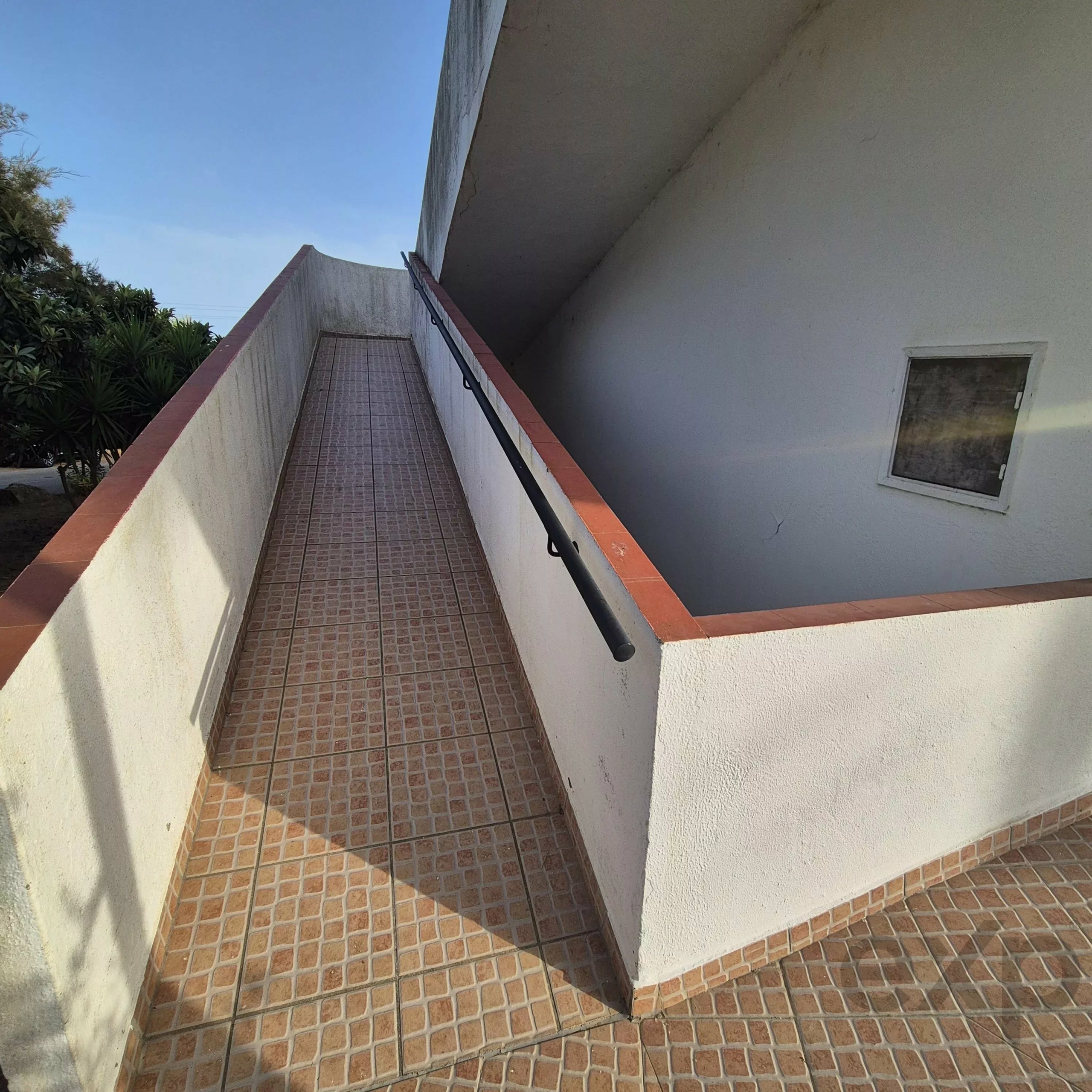 Apartamento T1+1 com Vista para a Ria Formosa
