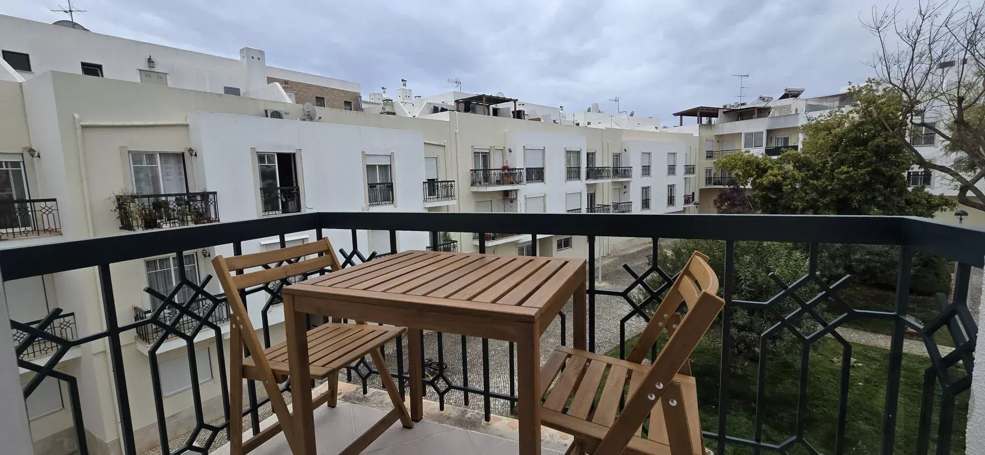 3-bedroom with private terrace – downtown Tavira