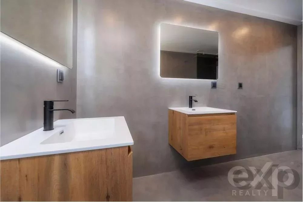 5 Bedroom Villa in Fonte Santa – Quarteira