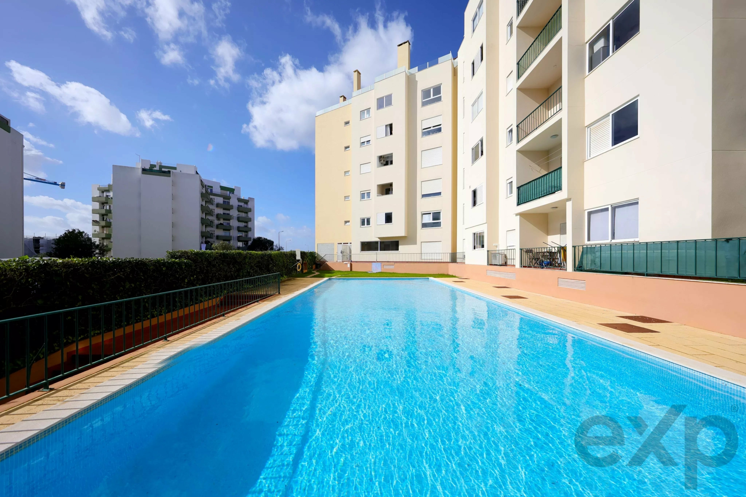 Penthouse exclusif de 3 chambres avec terrasse privée de 119 m², vue mer Portimão et Alvor, et vues panoramiques