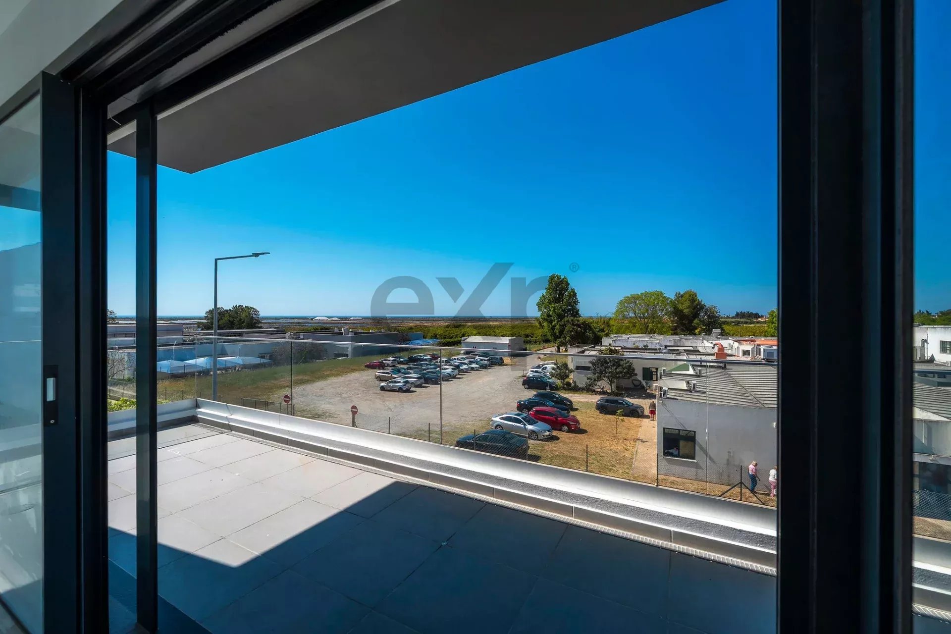 Contemporary Newly Built T6 Villa by Tavira Waterfront
