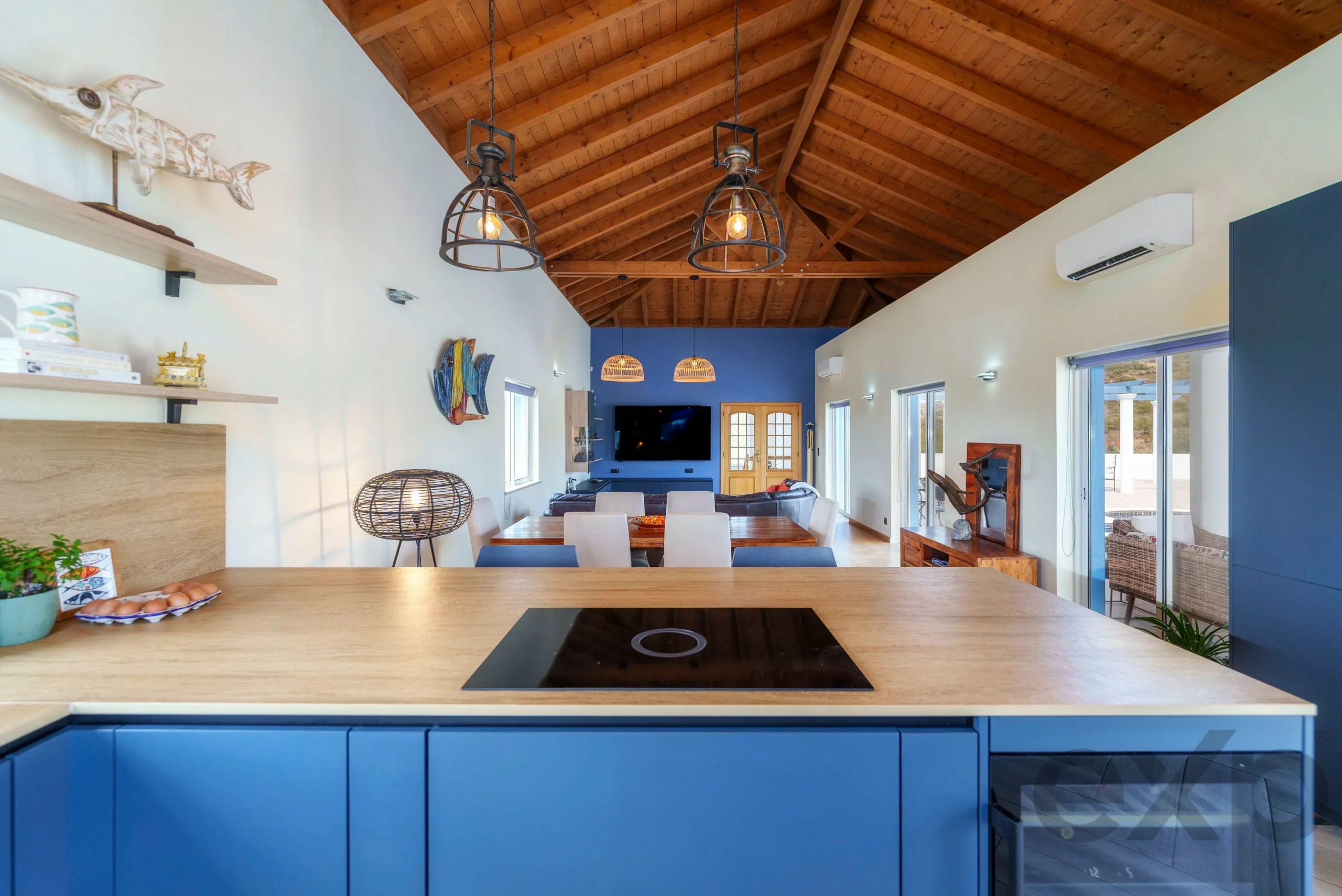 Renovated 5 Bed Countryside Villa with Pool, Panoramic Views, 2 Hectares