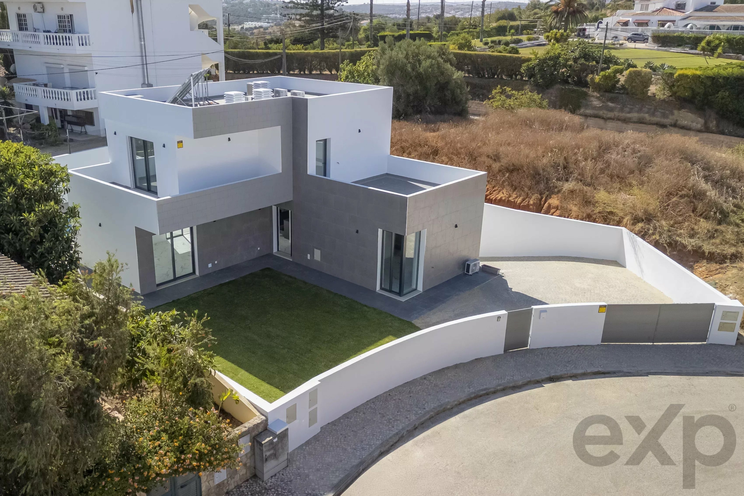 New-Build Villa with Private Pool, Steps from Meia Praia, Lagos