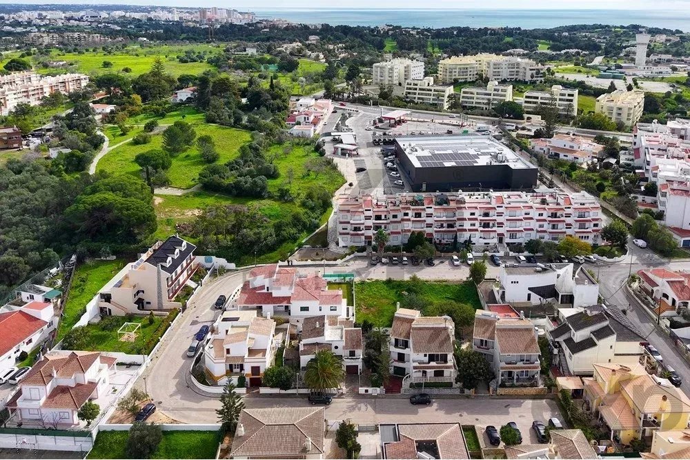 New T4 villa 5 min car to the Beach.