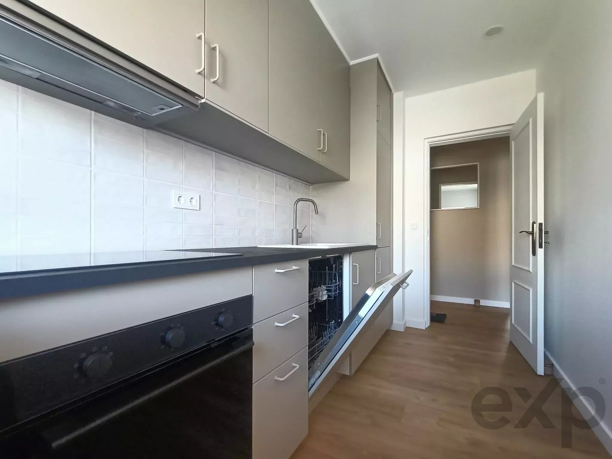 1-Bedroom apartment in a condominium with pools, Vilamoura, Algarve, Portugal