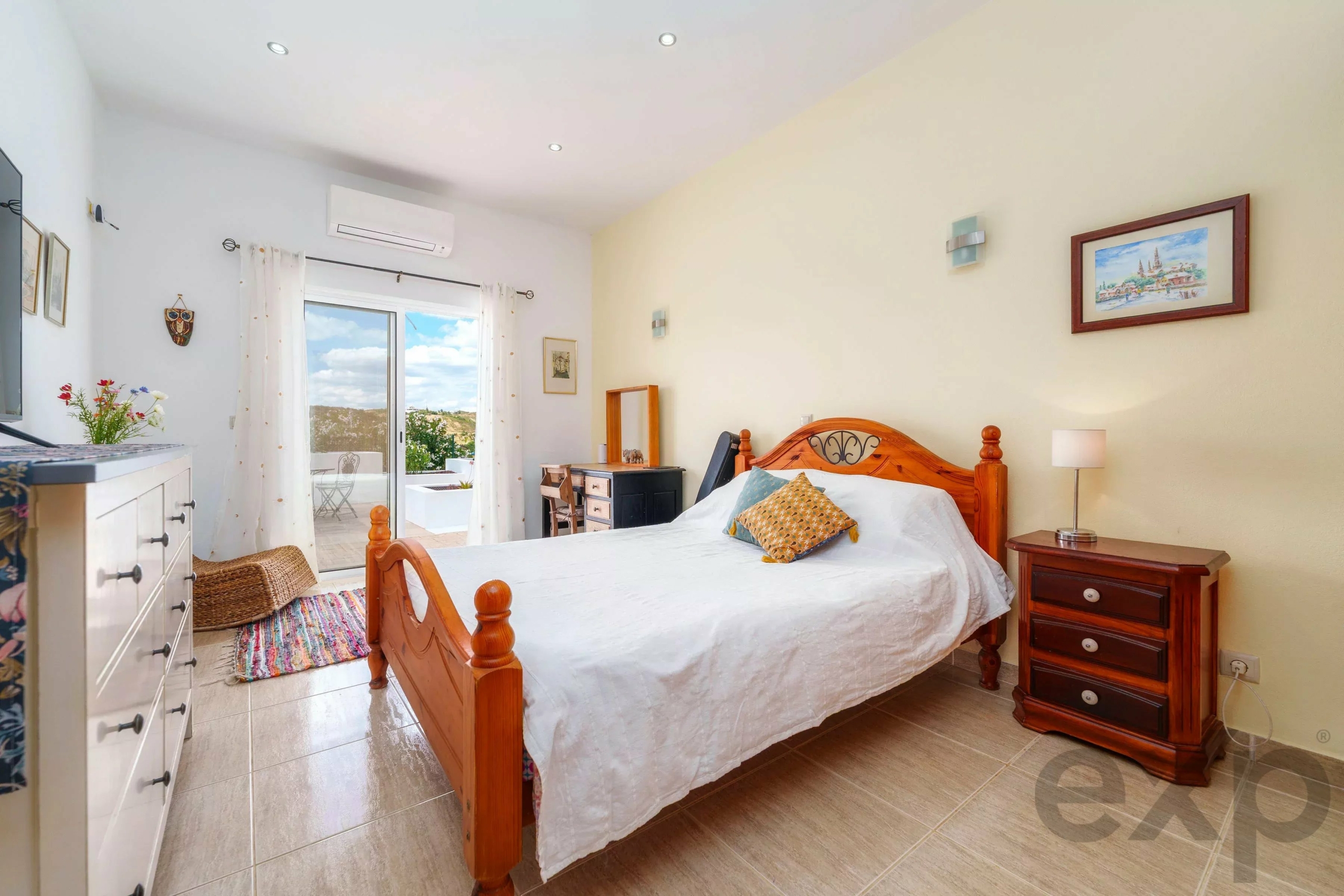 Renovated 5 Bed Countryside Villa with Pool, Panoramic Views, 2 Hectares