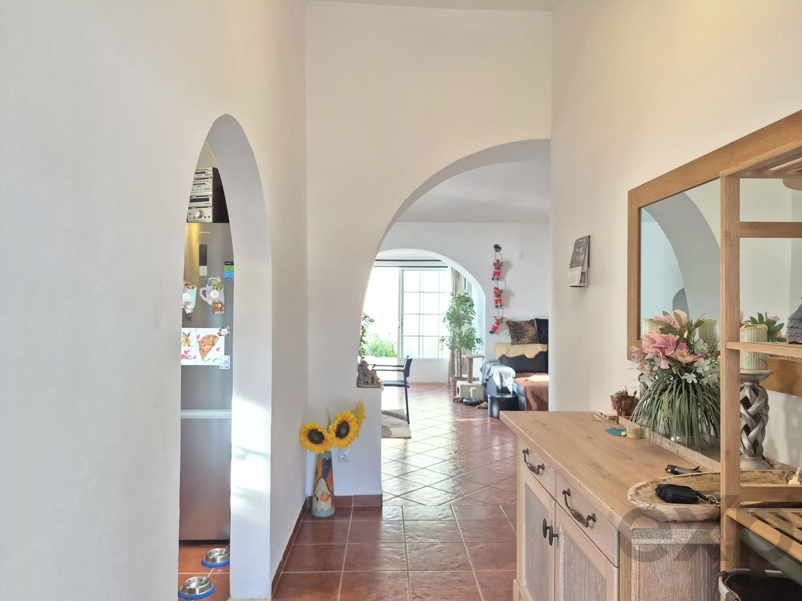 Renovated farmhouse ideally located in the middle of nature.