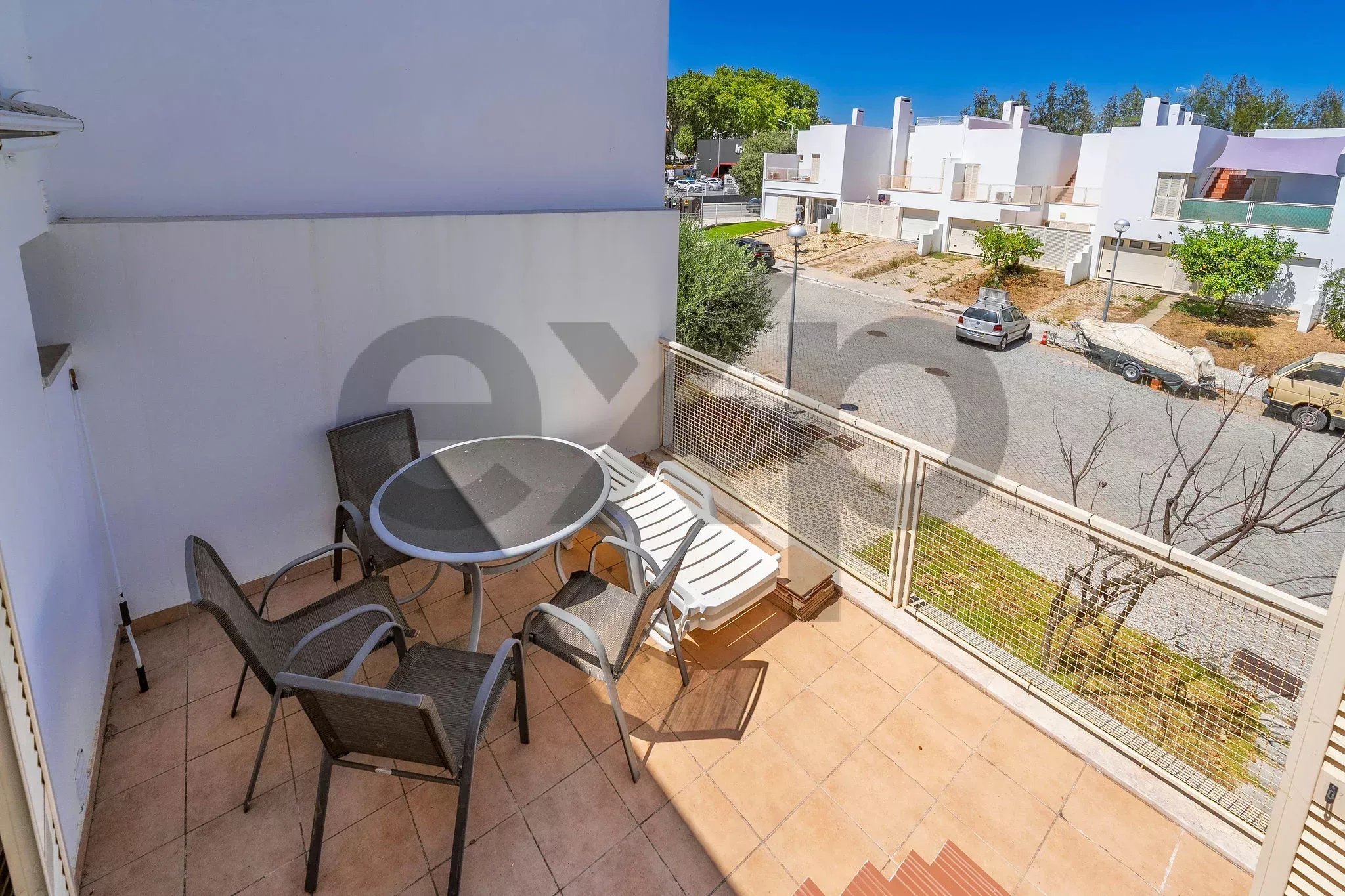 T3 Townhouse in the center of Moncarapacho