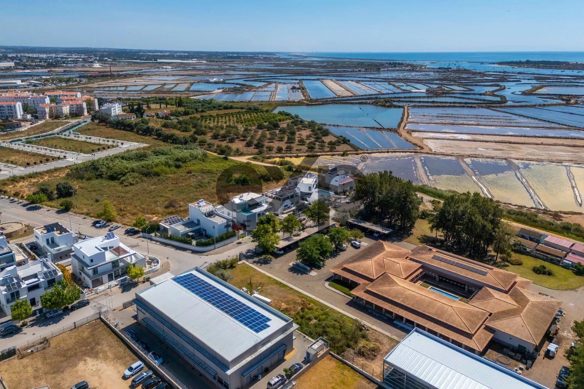 Contemporary Newly Built T6 Villa by Tavira Waterfront