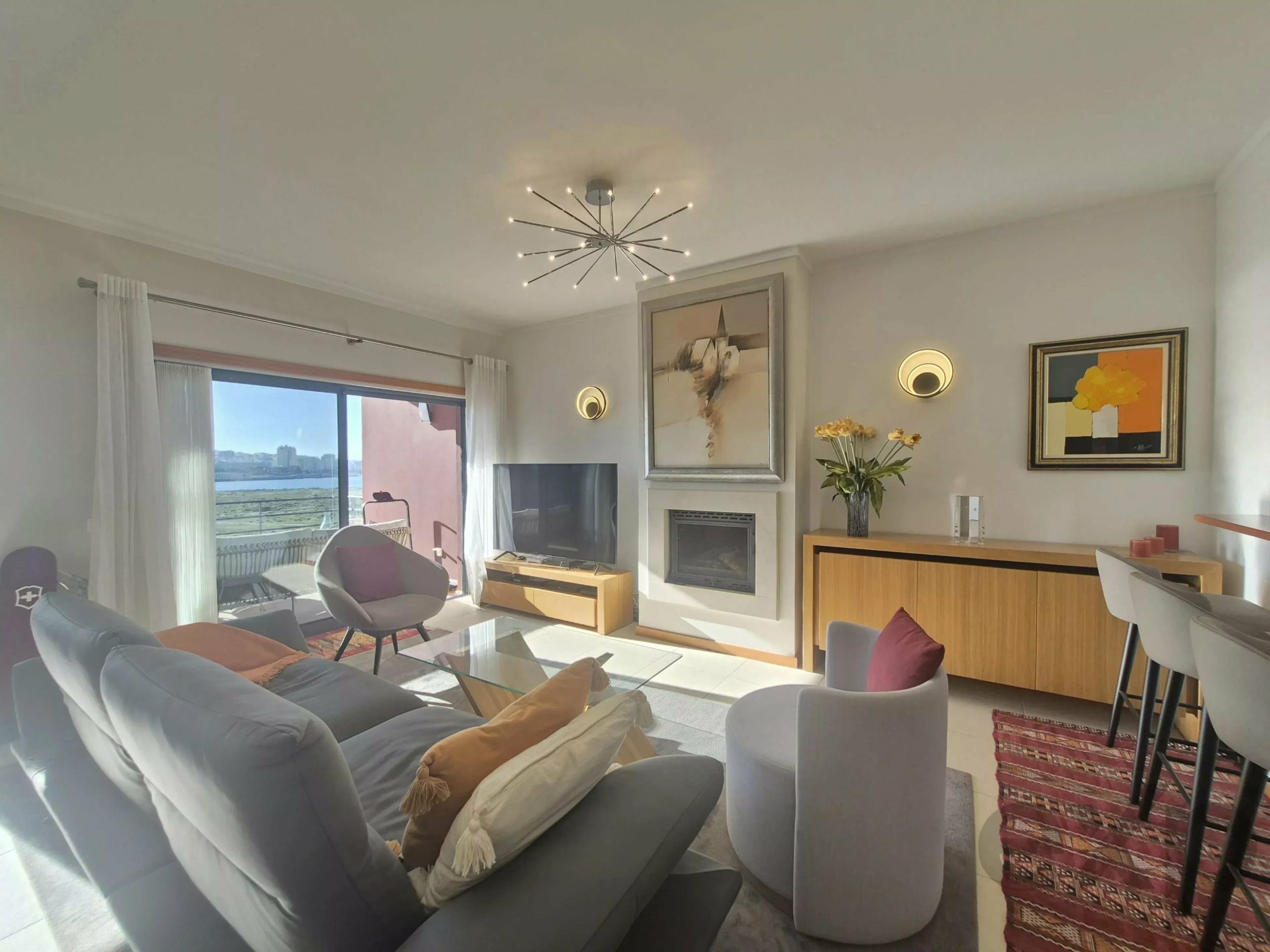 Semi-detached house with independent Apartment & rooftop – Exceptional panoramic view