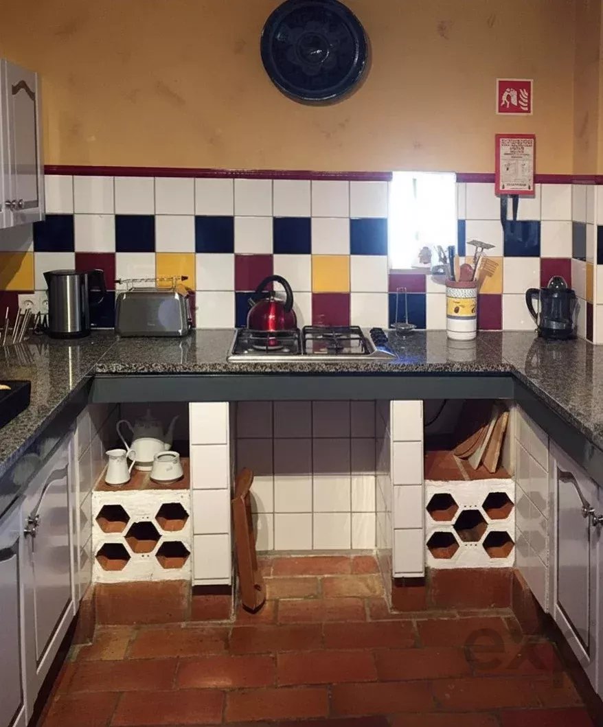 Exclusive property with five independent units and investment potential