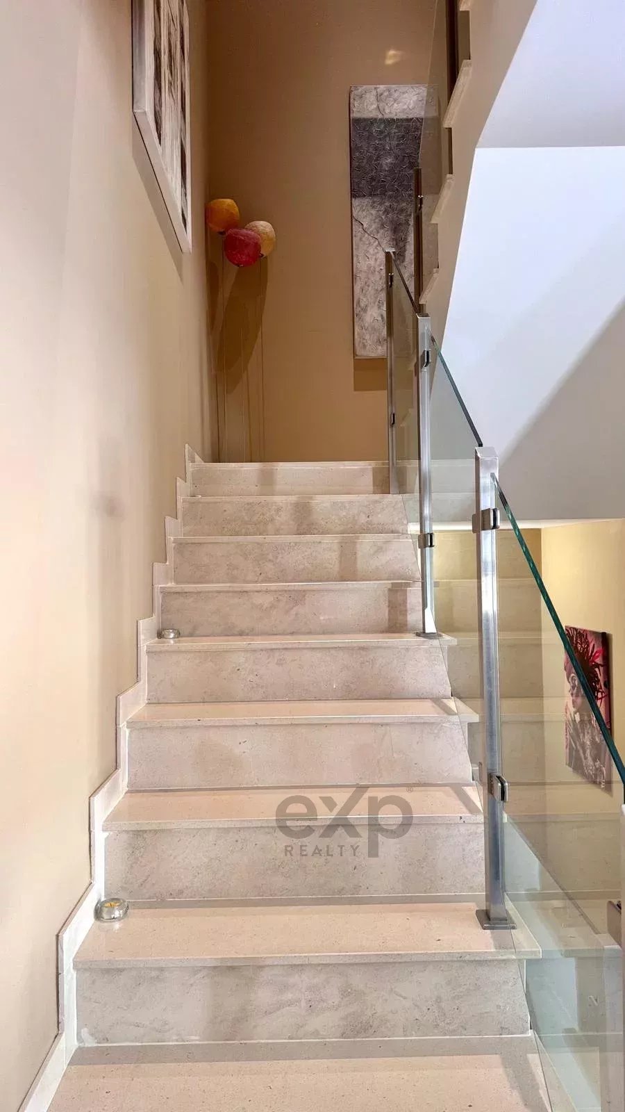 Luxury 4-bedroom villa of 437 m² with swimming pool – Mexilhoeira Grande, Portimão