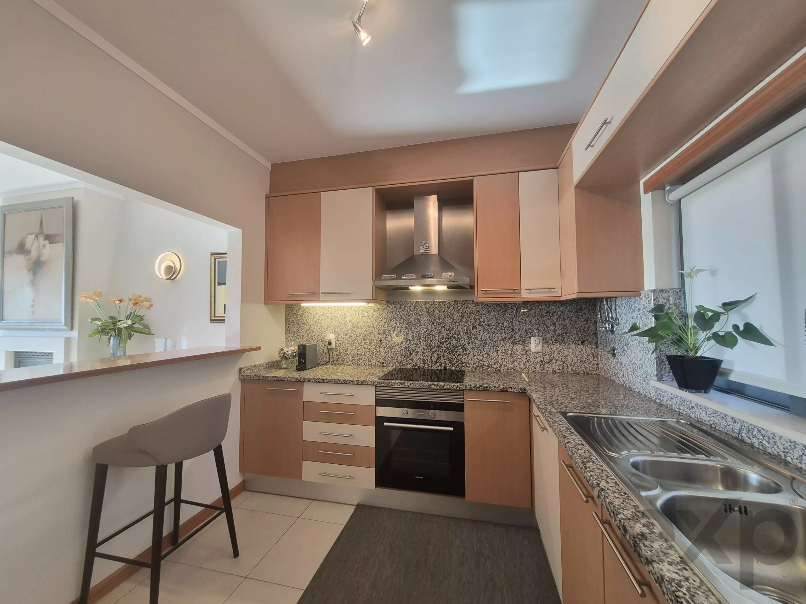 Semi-detached house with independent Apartment & rooftop – Exceptional panoramic view